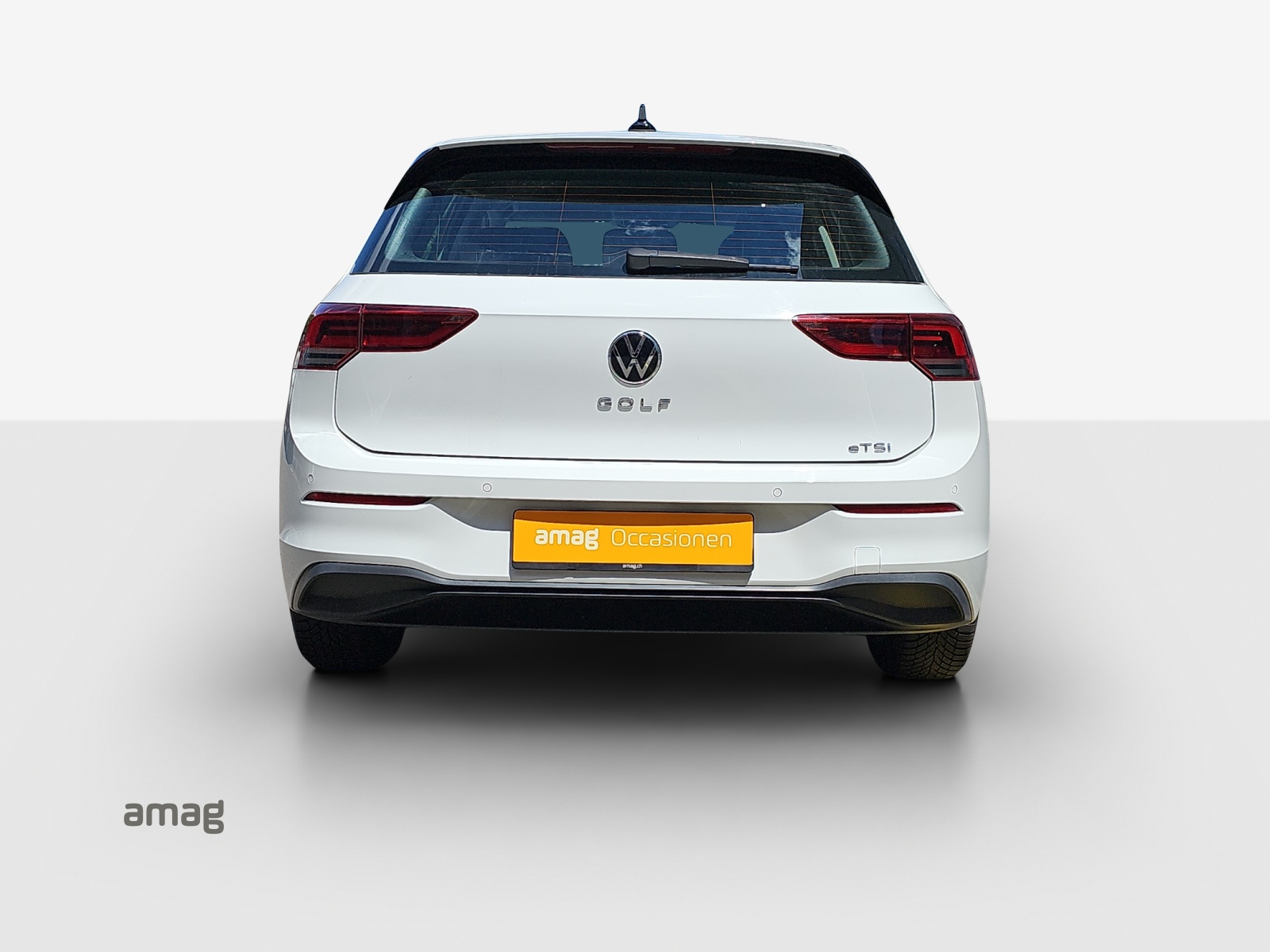 VW Golf 1.0 TSI Life-image-3