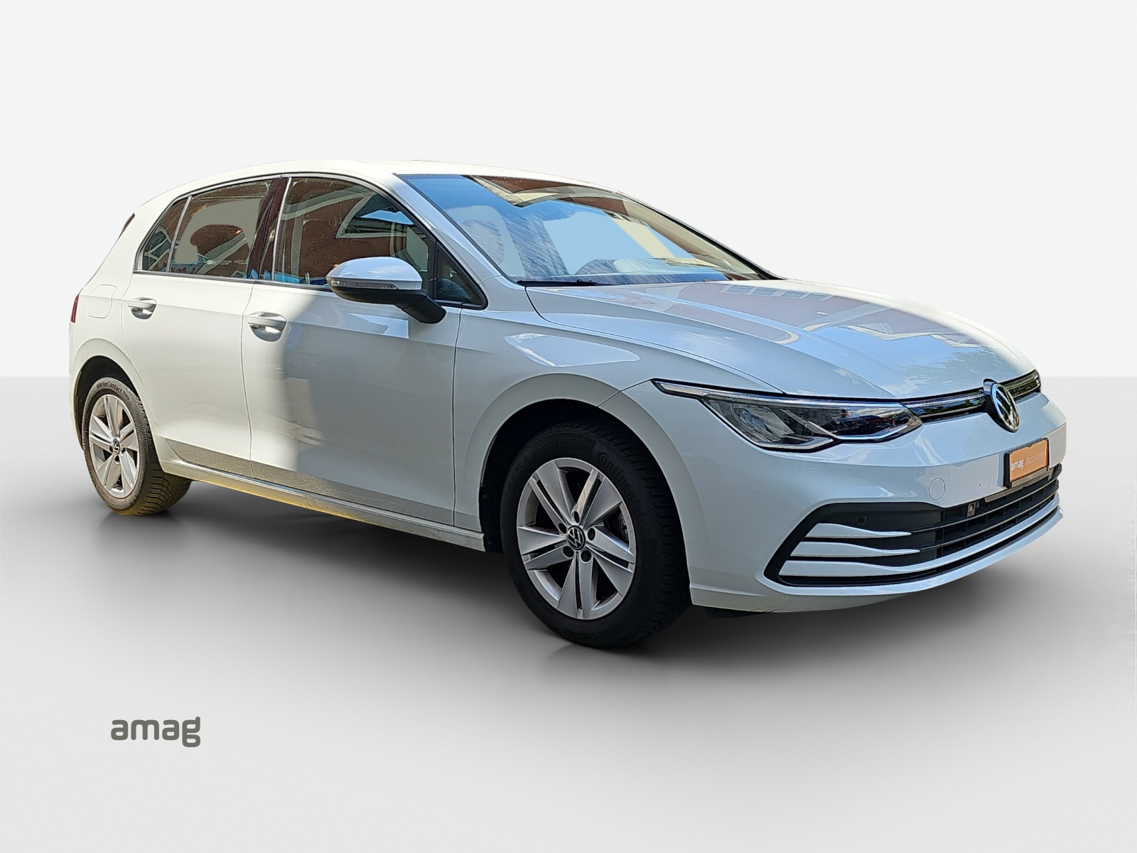 VW Golf 1.0 TSI Life-image-5