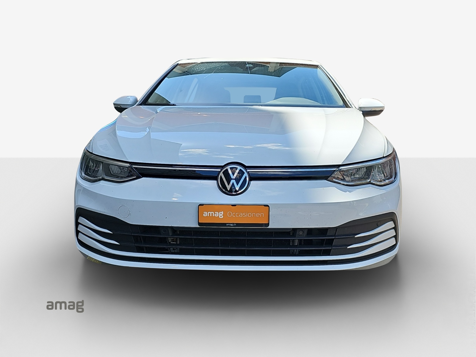 VW Golf 1.0 TSI Life-image-6