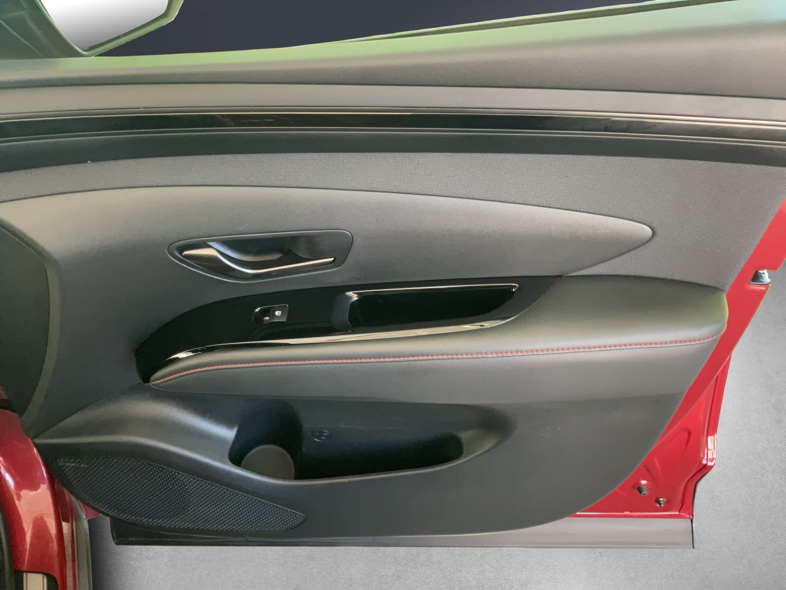 HYUNDAI Tucson 1.6HEV NLi LUX 4WD-image-8