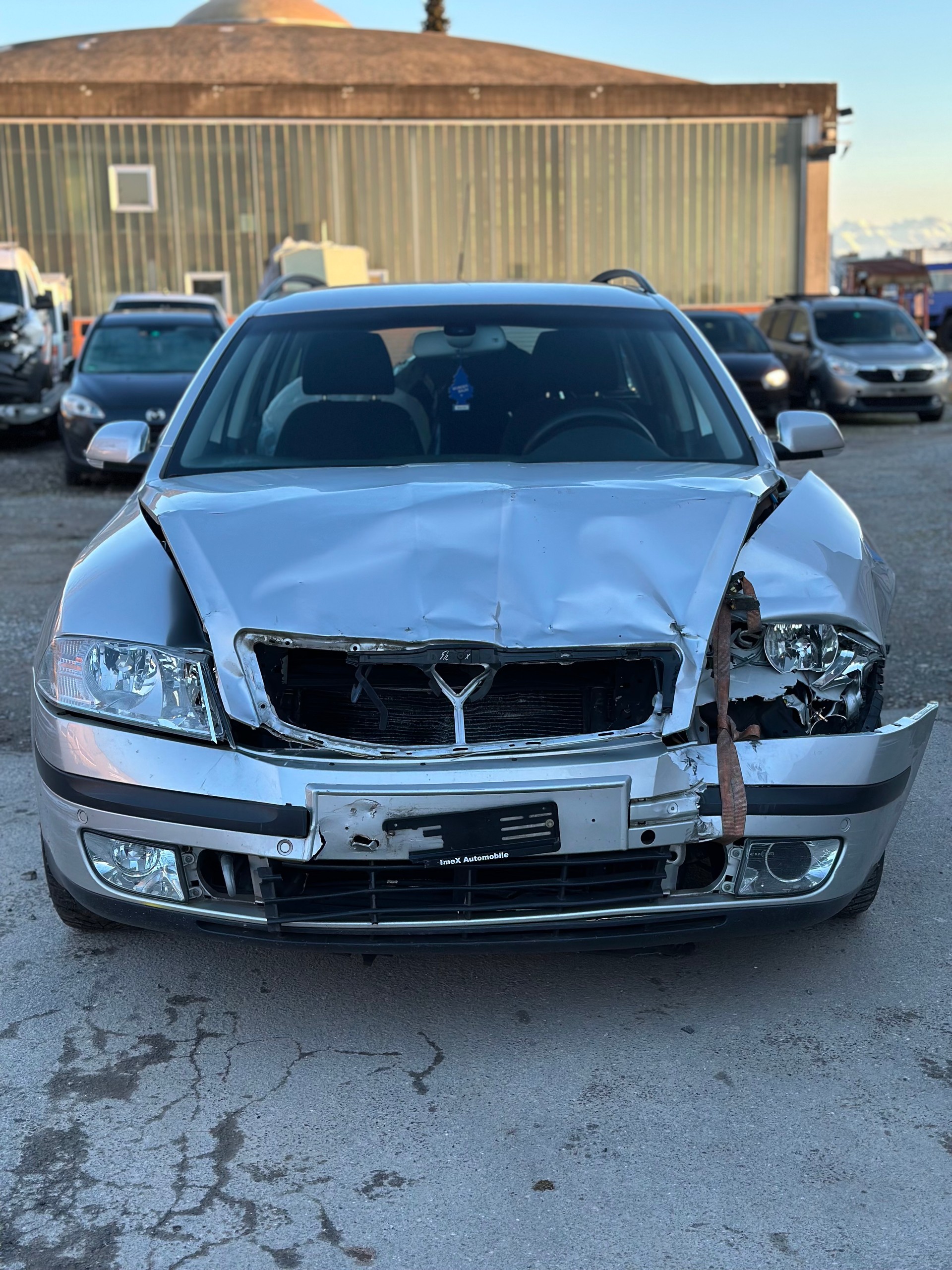 SKODA Octavia 2.0 FSI Elegance-image-6