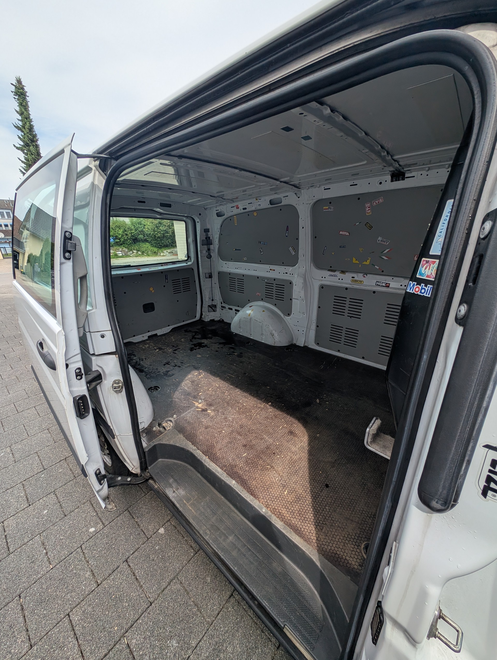 MERCEDES-BENZ VITO-image-5