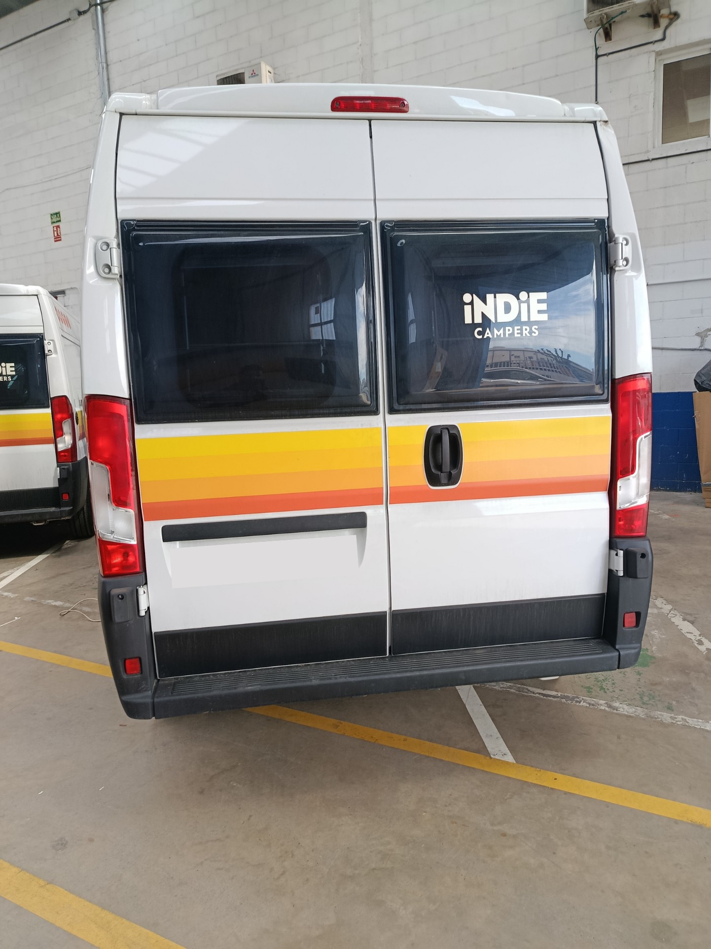 PEUGEOT 2024 Peugeot Boxer | Schaltgetriebe | Voll ausgestattet-image-2