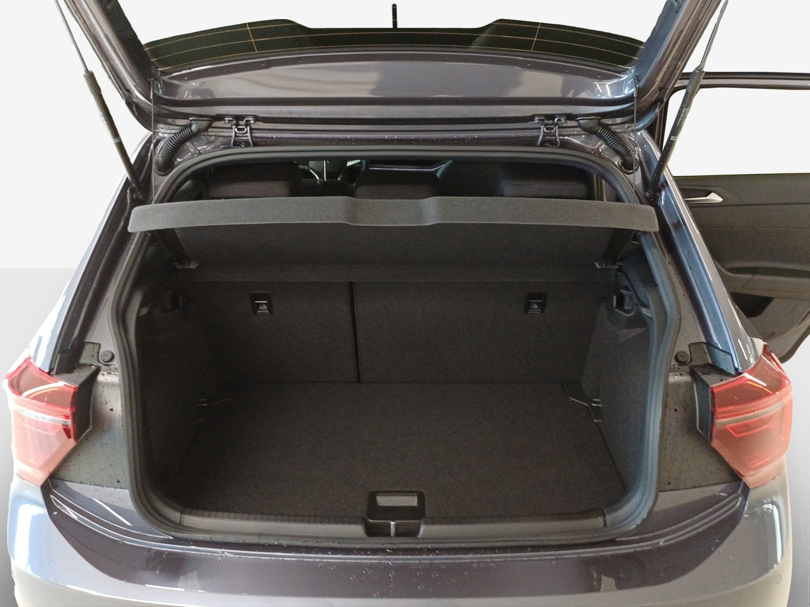 VW Polo 1.0 TSI R-Line DSG-image-12