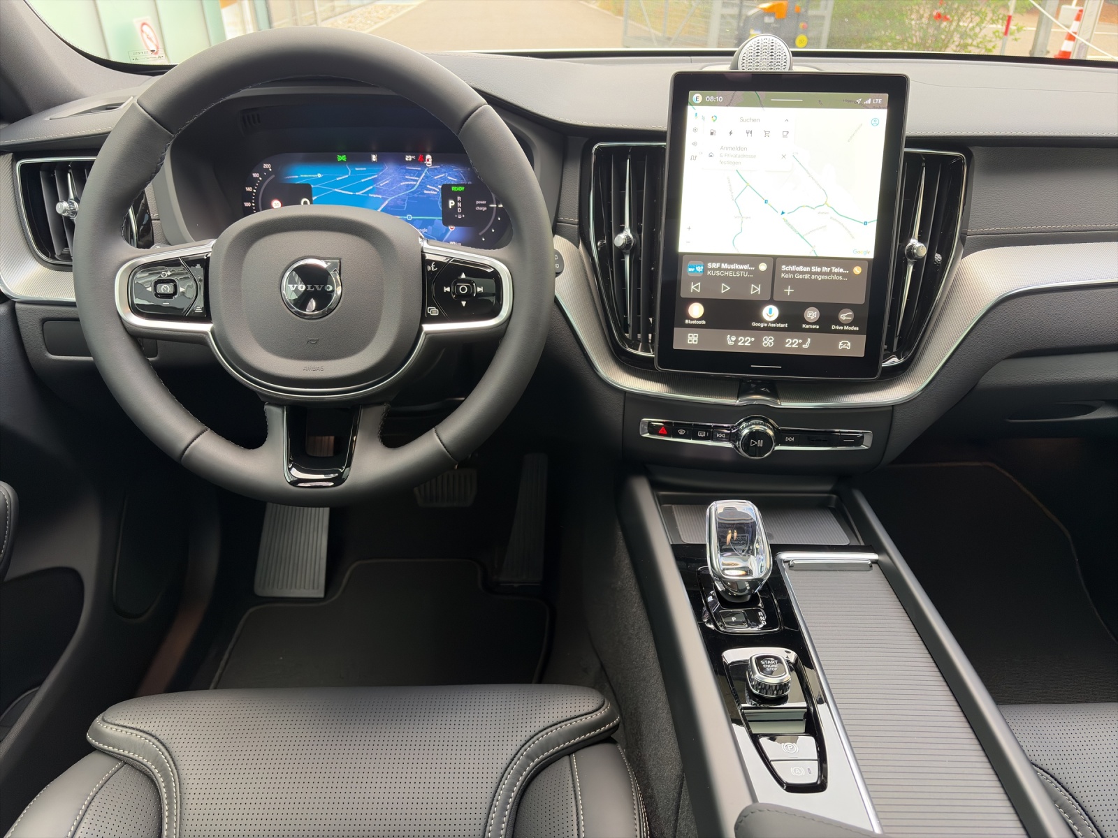 VOLVO XC60 2.0 T8 TE Black Edition eAWD-image-11