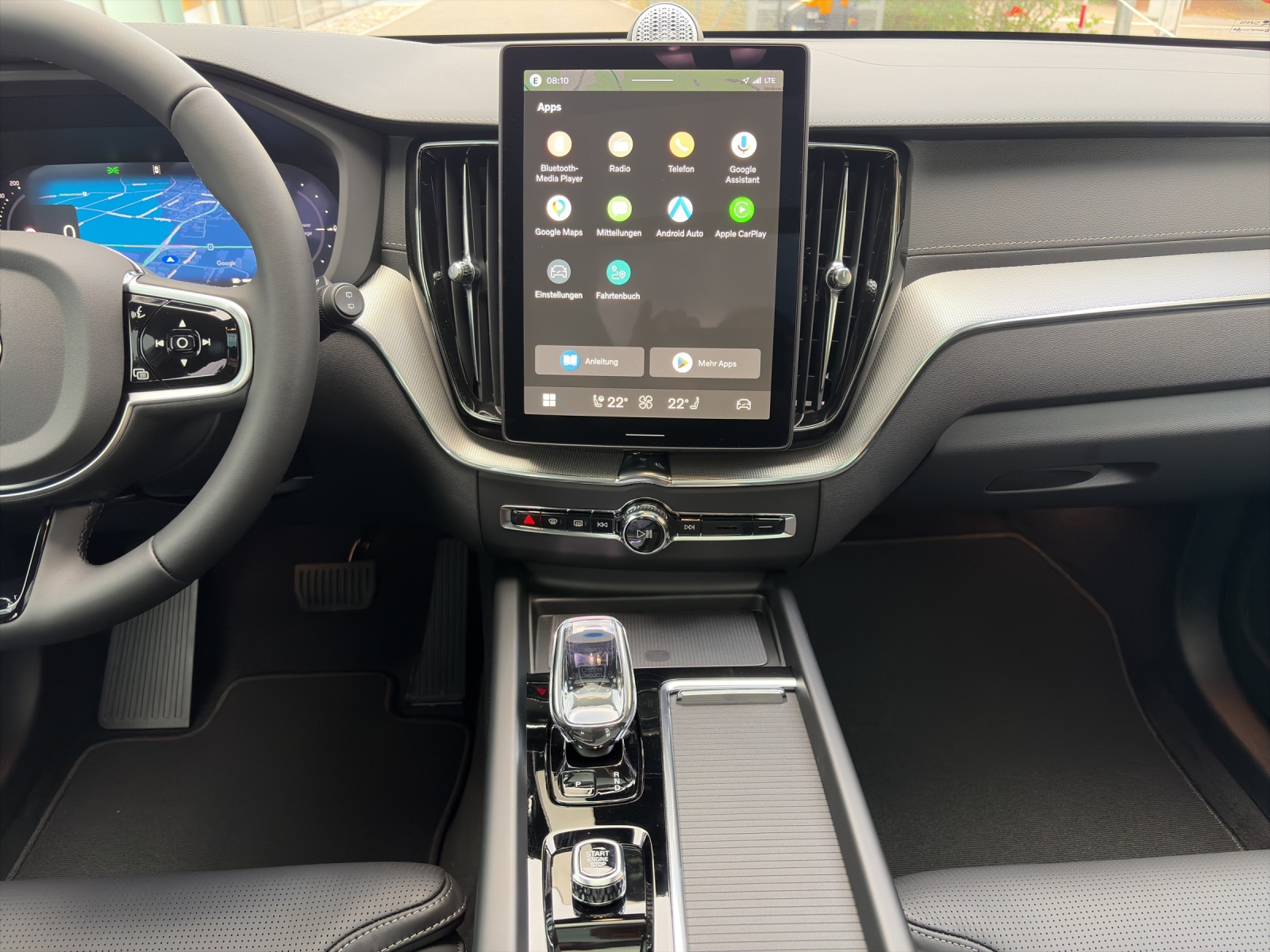 VOLVO XC60 2.0 T8 TE Black Edition eAWD-image-12