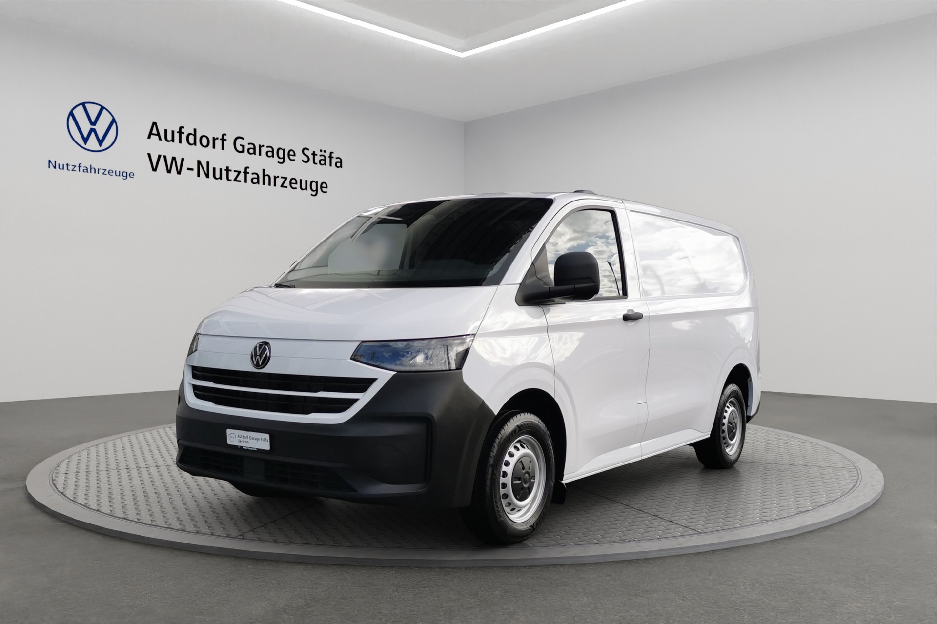 VW Transporter 2.0 TDI-image-0