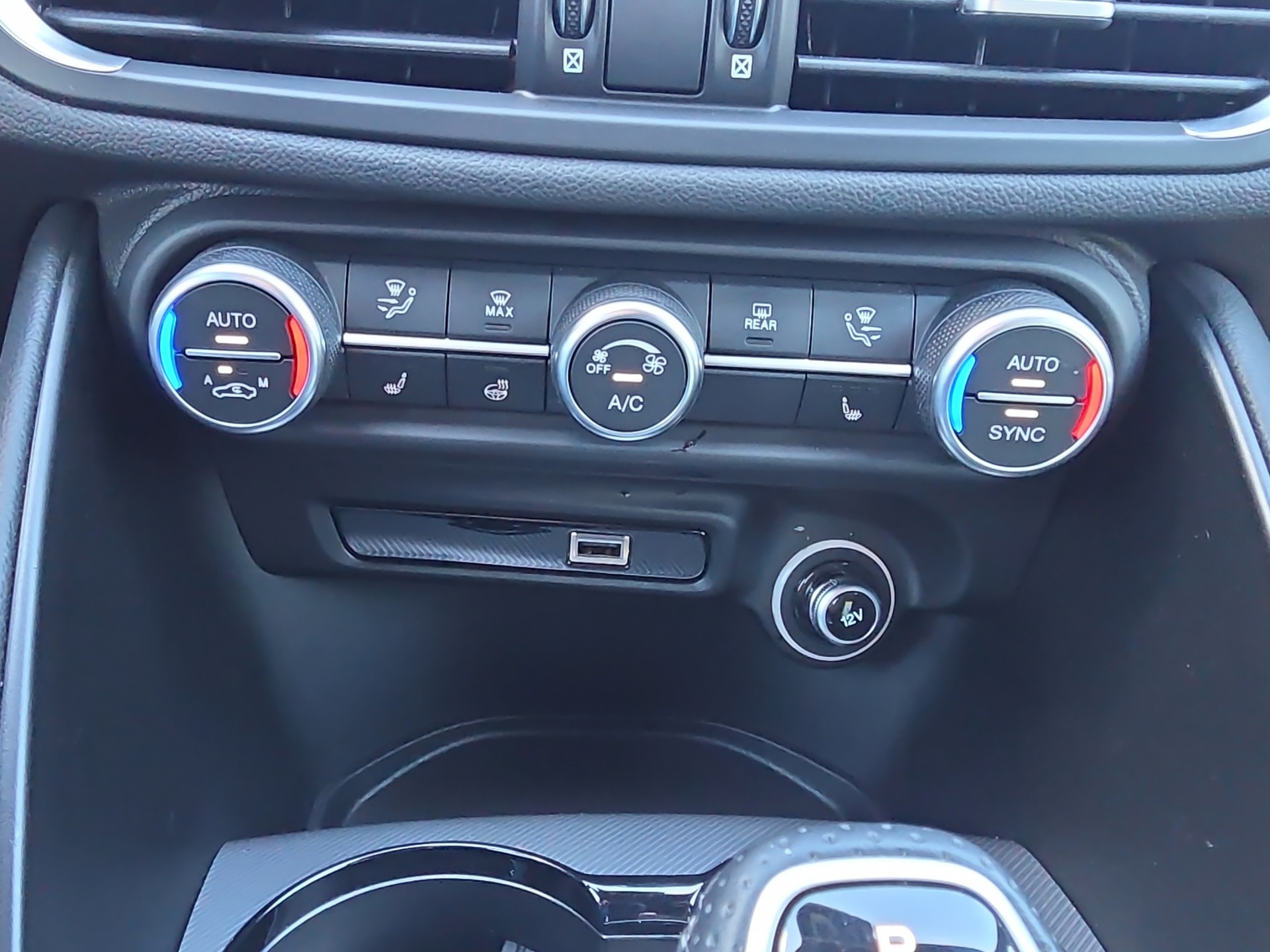 ALFA ROMEO Giulia 2.0 Q4 Veloce-image-13