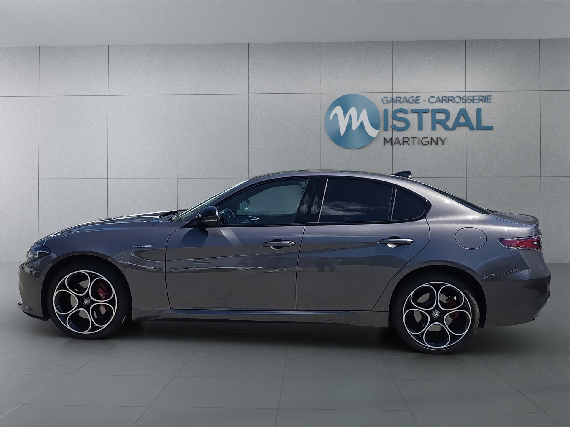 ALFA ROMEO Giulia 2.0 Q4 Veloce-image-1