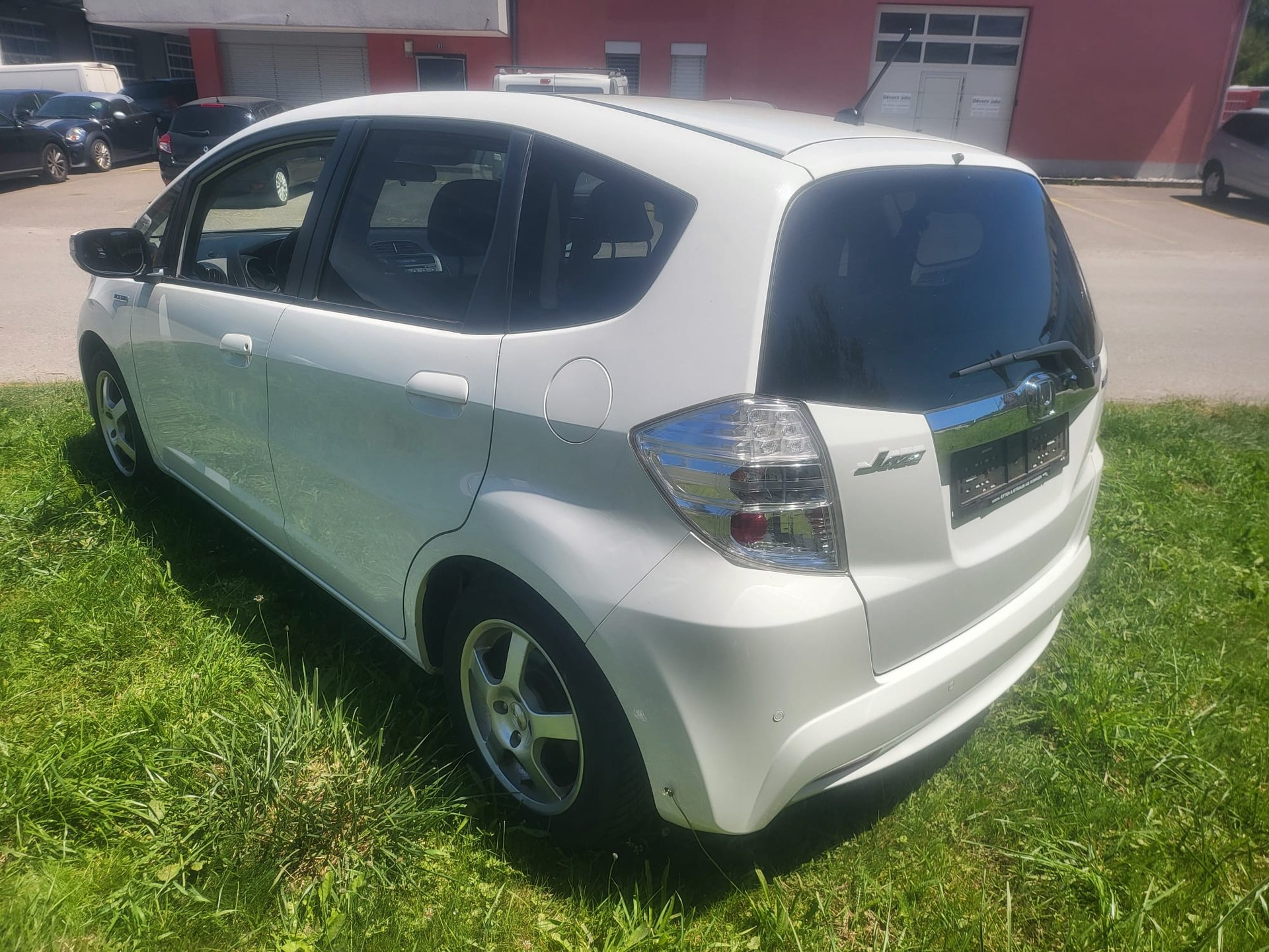 HONDA Jazz 1.3i Hybrid Elegance CVT-image-2