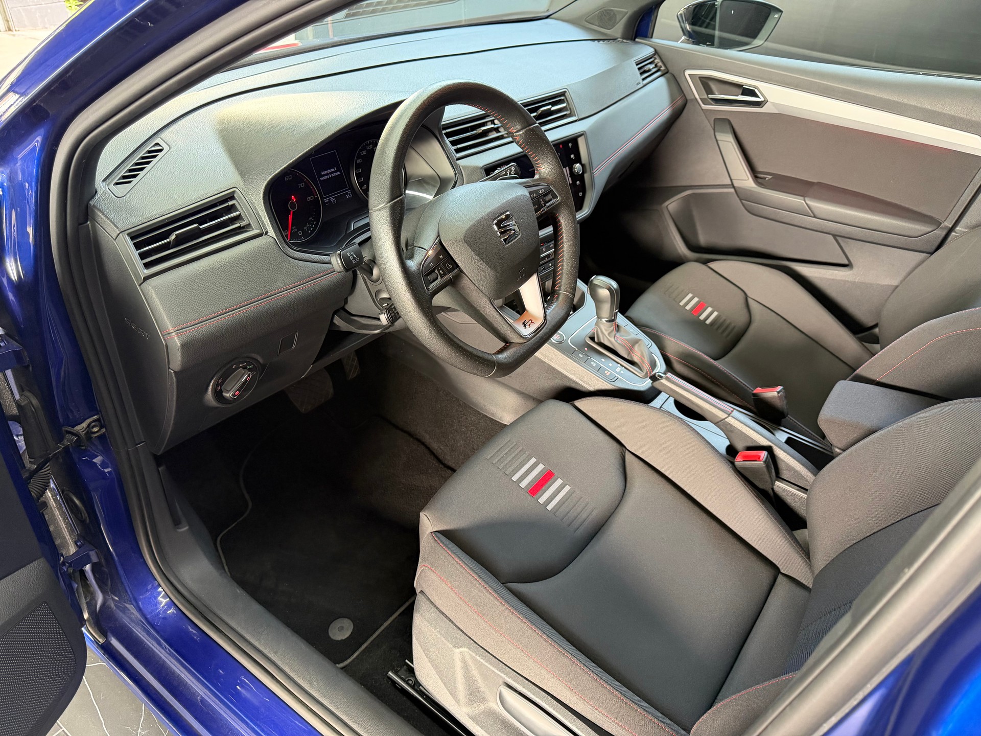 SEAT Ibiza 1.0 EcoTSI FR DSG-image-6