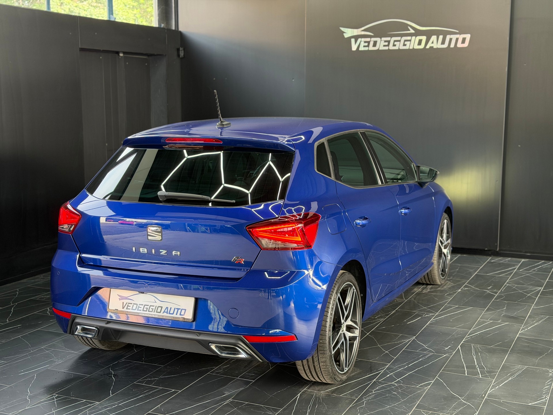SEAT Ibiza 1.0 EcoTSI FR DSG-image-5