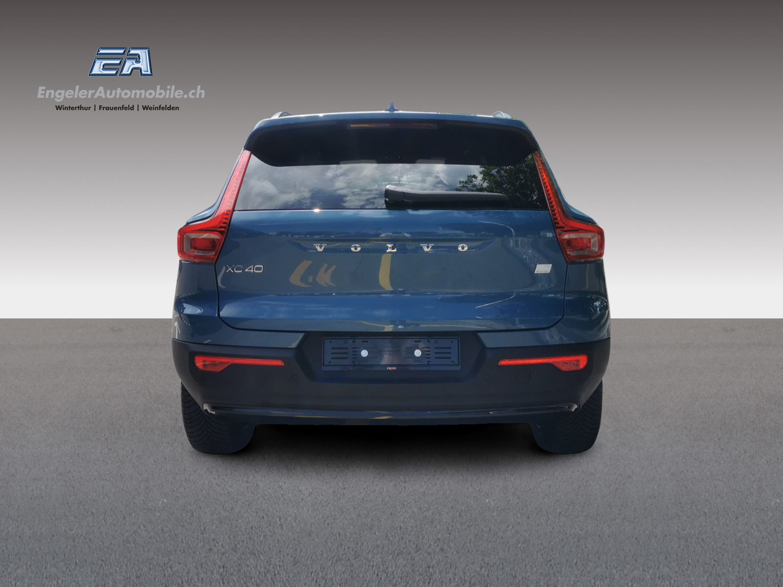 VOLVO XC40 1.5 T5 PiH Plus Dark-image-5