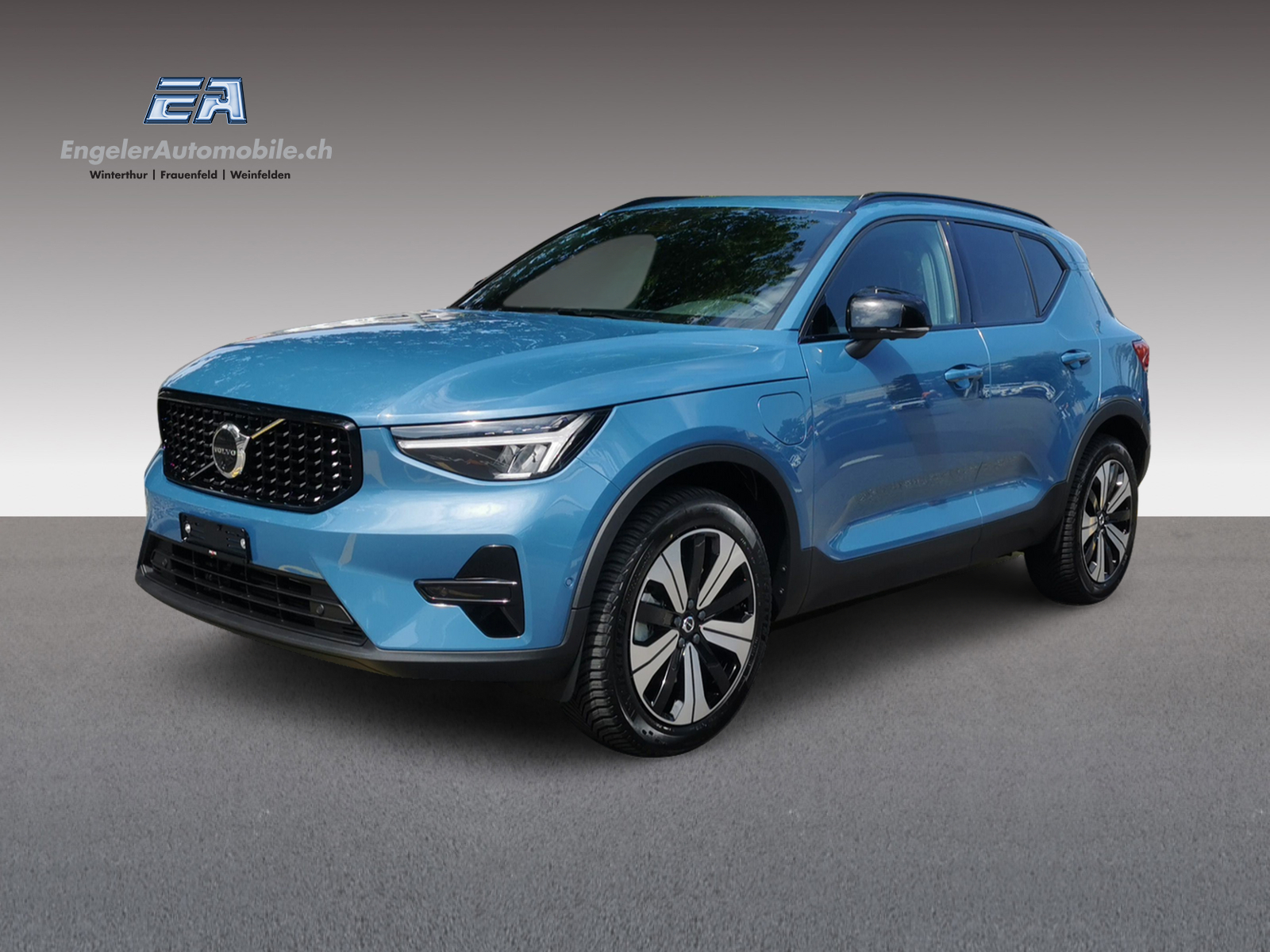 VOLVO XC40 1.5 T5 PiH Plus Dark-image-0