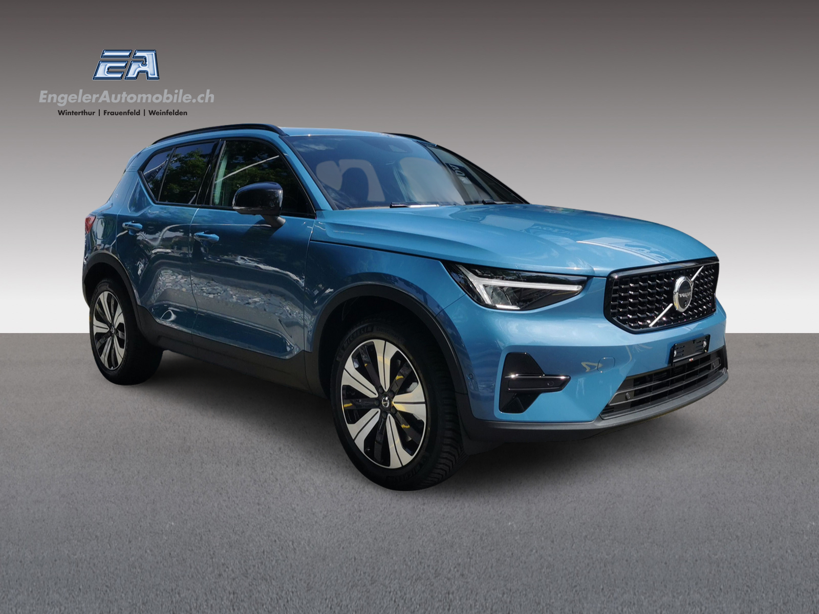 VOLVO XC40 1.5 T5 PiH Plus Dark-image-4