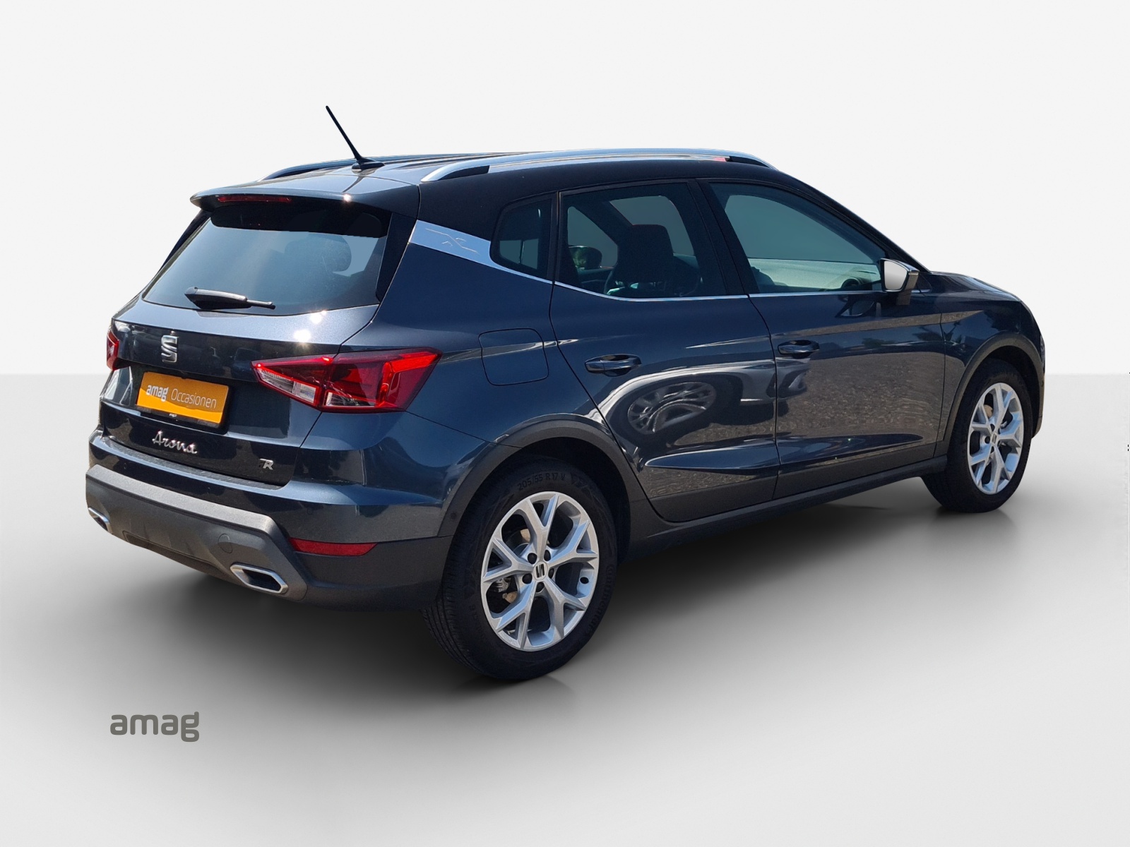 SEAT Arona 1.5 Eco TSI Hola FR DSG-image-4