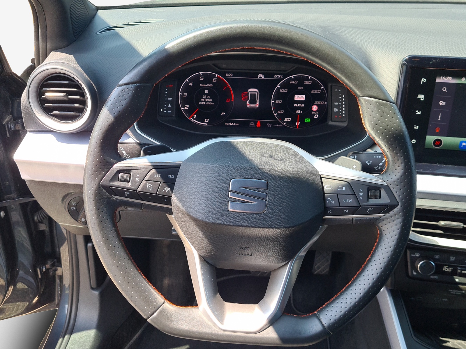 SEAT Arona 1.5 Eco TSI Hola FR DSG-image-9