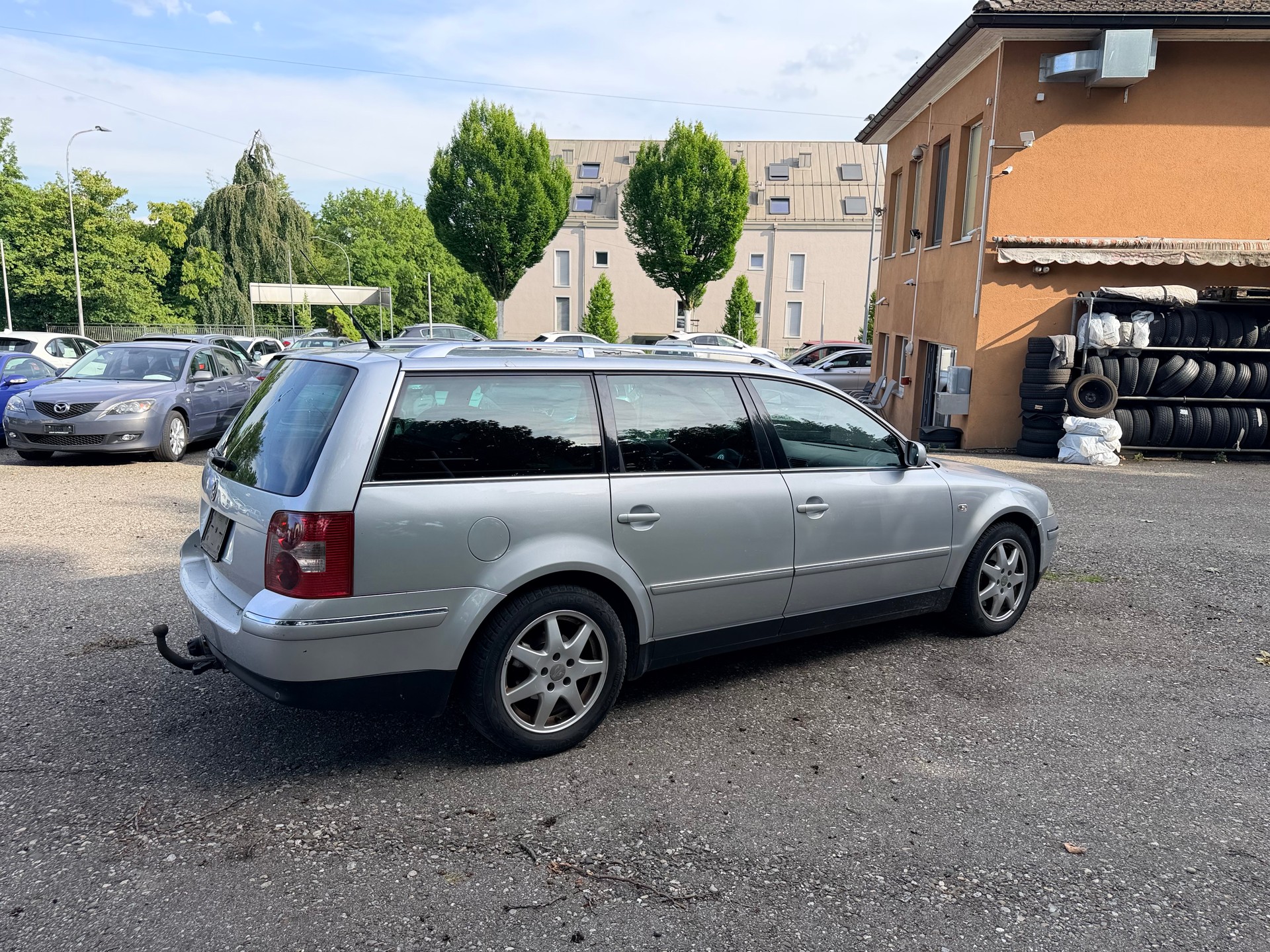 VW Passat Variant 2.8 V6 4Motion Highline-image-3