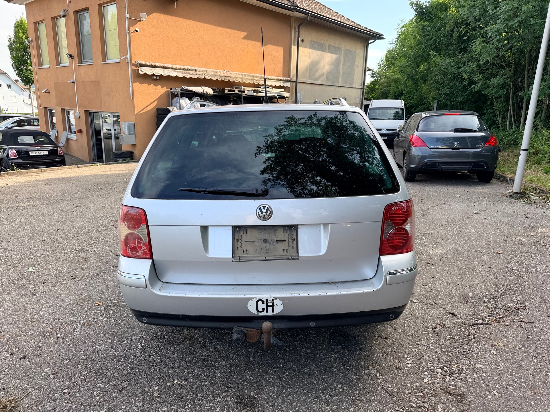 VW Passat Variant 2.8 V6 4Motion Highline-image-6