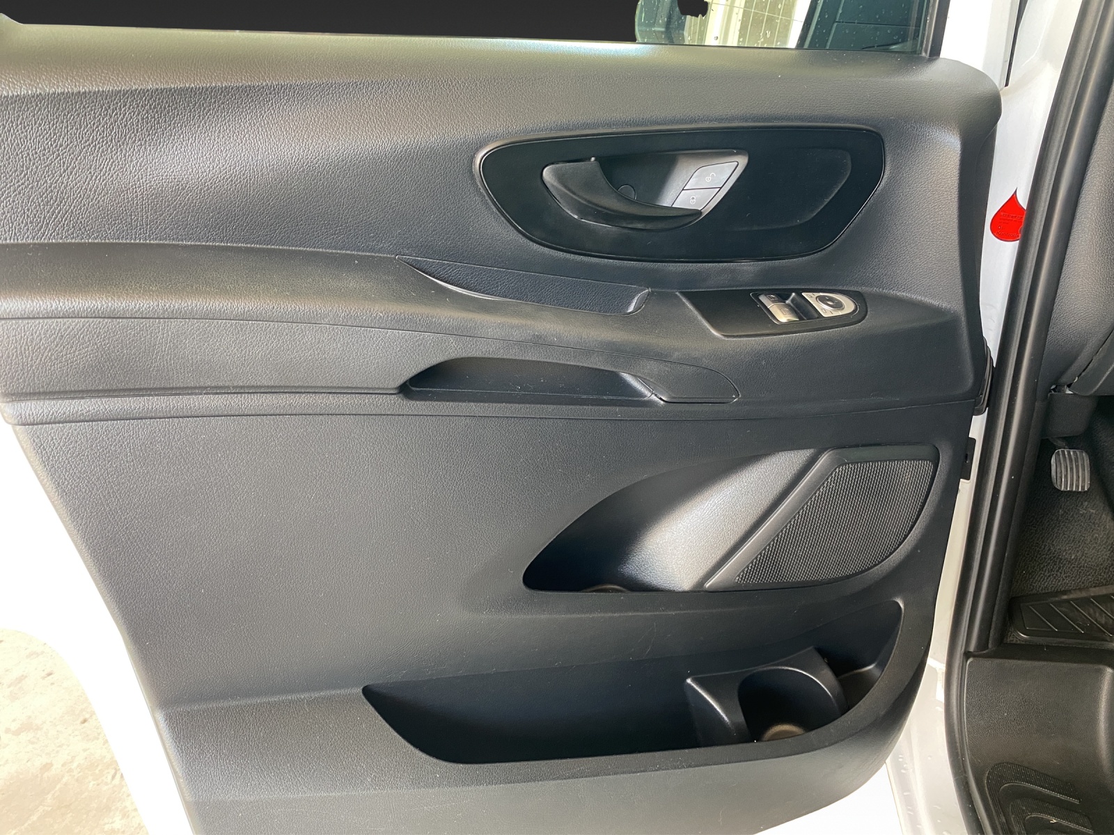 MERCEDES-BENZ Vito 119 BlueTEC L 4Matic 7G-Tronic Euro 6-image-14