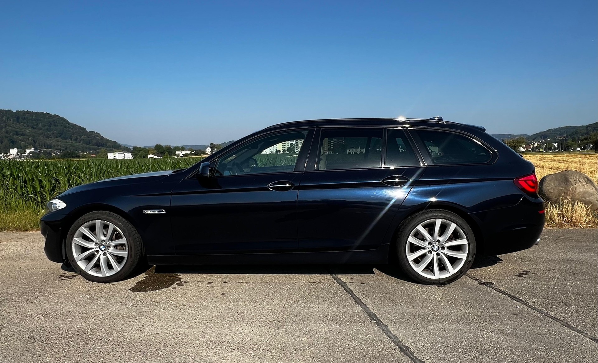 BMW 535d xDrive Touring Steptronic-image-1