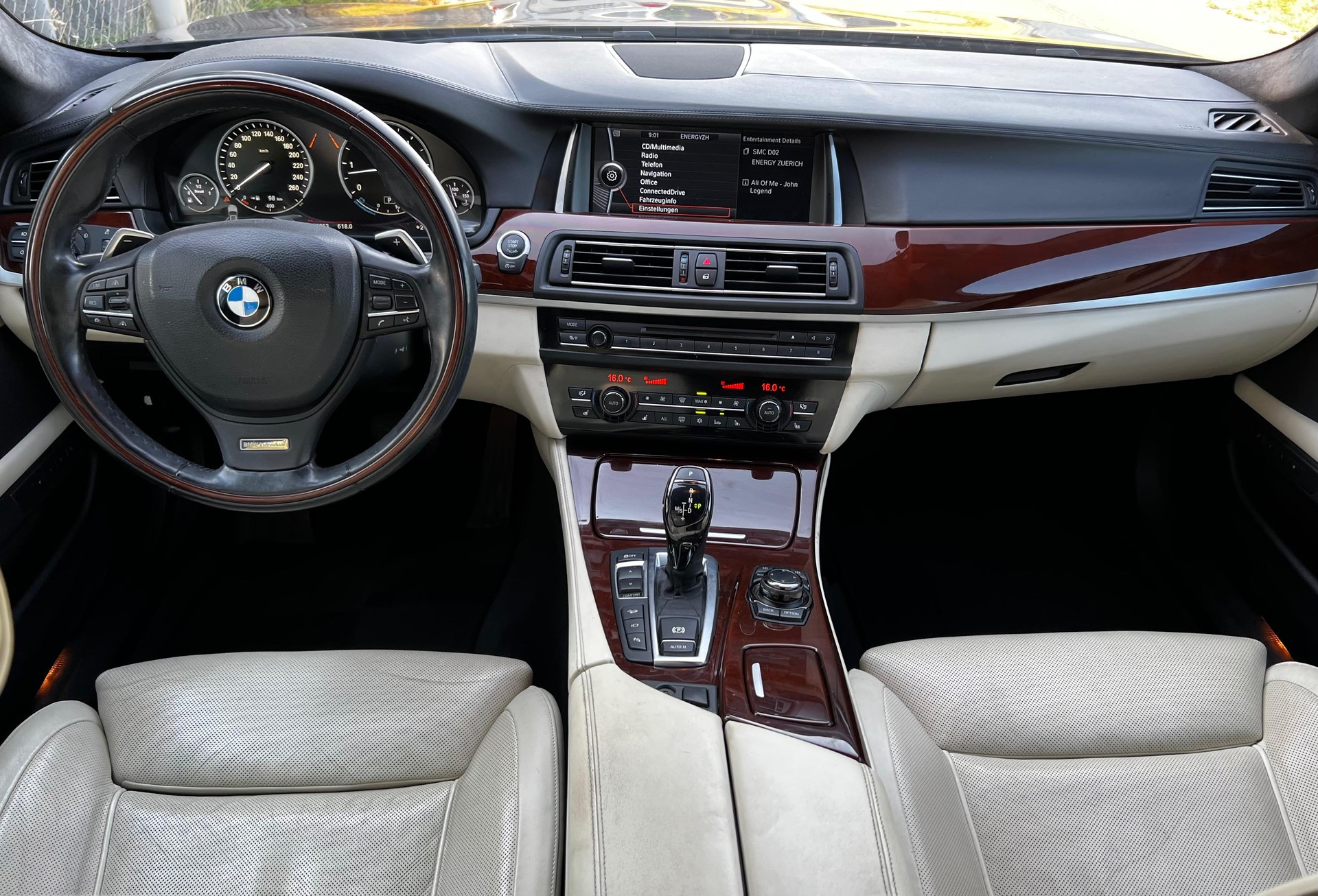 BMW 535d xDrive Touring Steptronic-image-9