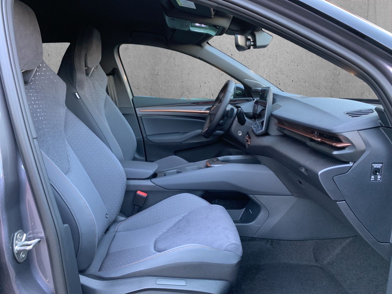 CUPRA Raval 52 kWh Dynamic Launch Edition-image-11