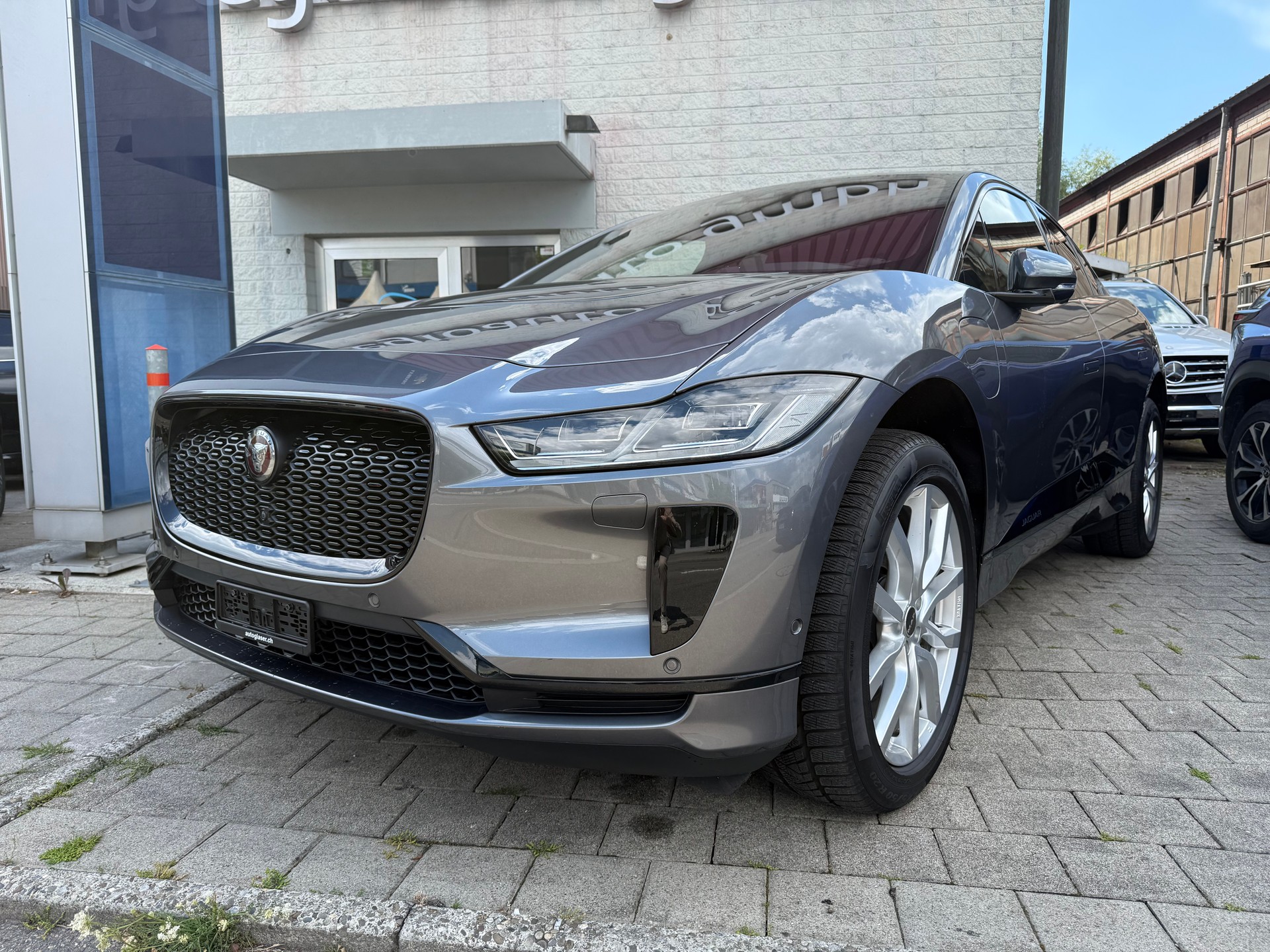 JAGUAR I-Pace EV400 HSE AWD-image-0