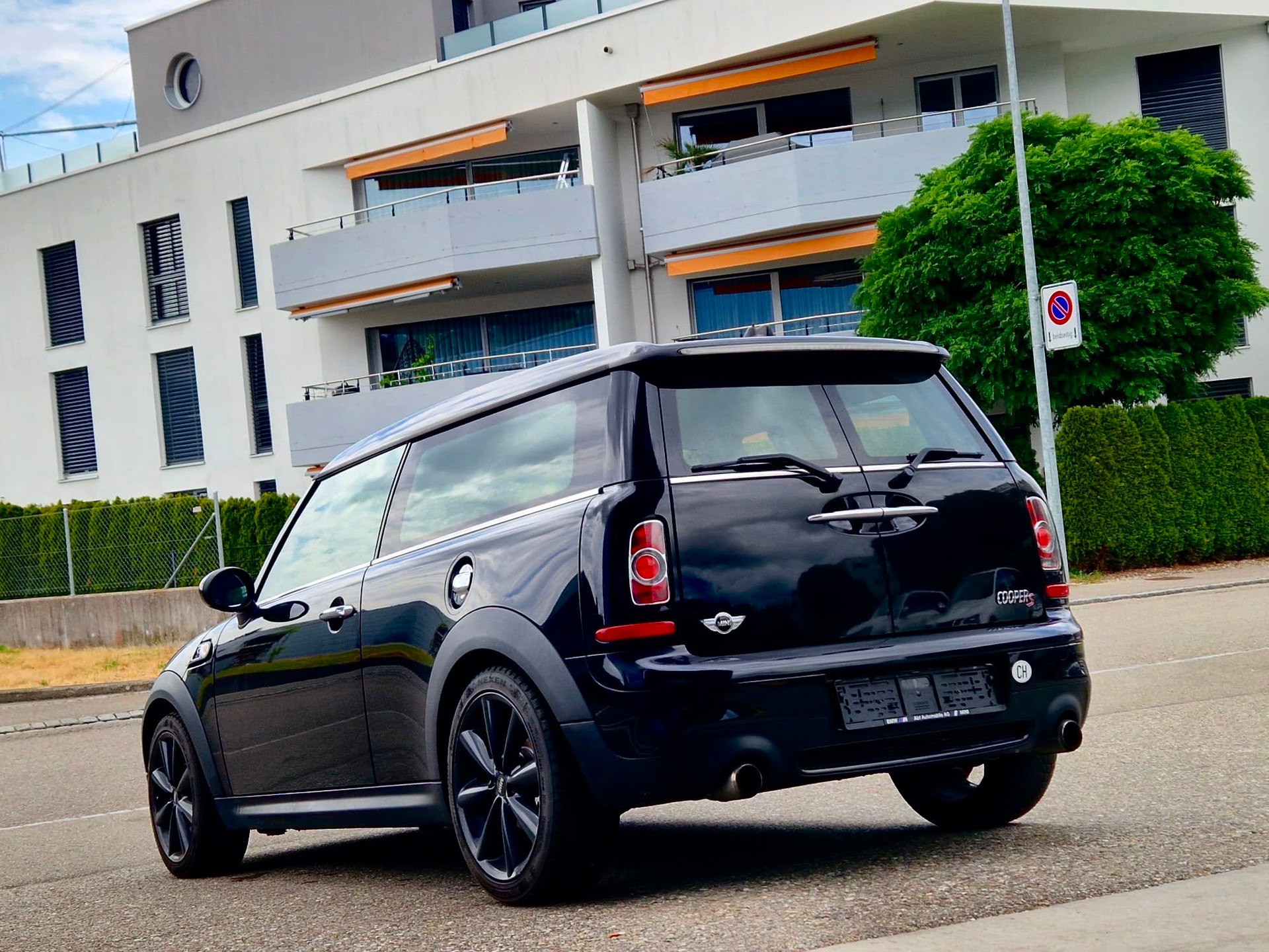 MINI Clubman Cooper S-image-2