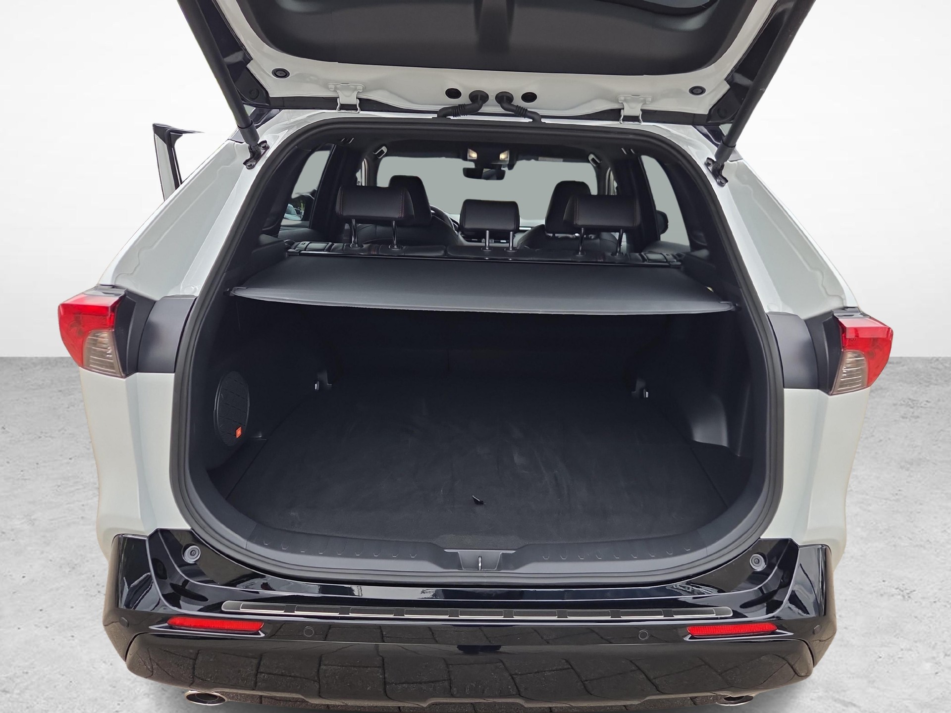 TOYOTA RAV4 2.5 Plug-In-Hybrid Platinum-image-11