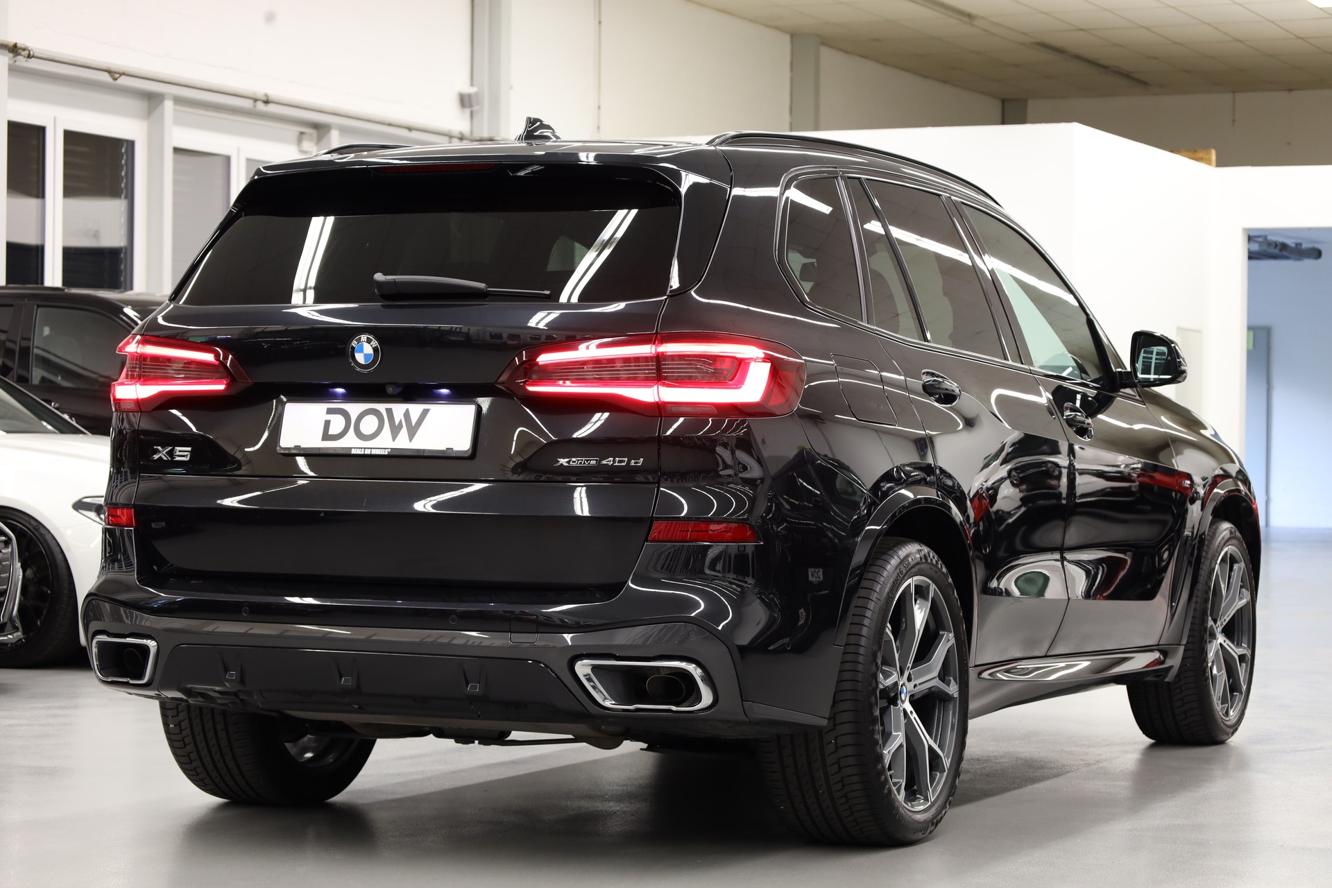 BMW X5 40d M-Sport xDrive SAG-image-5