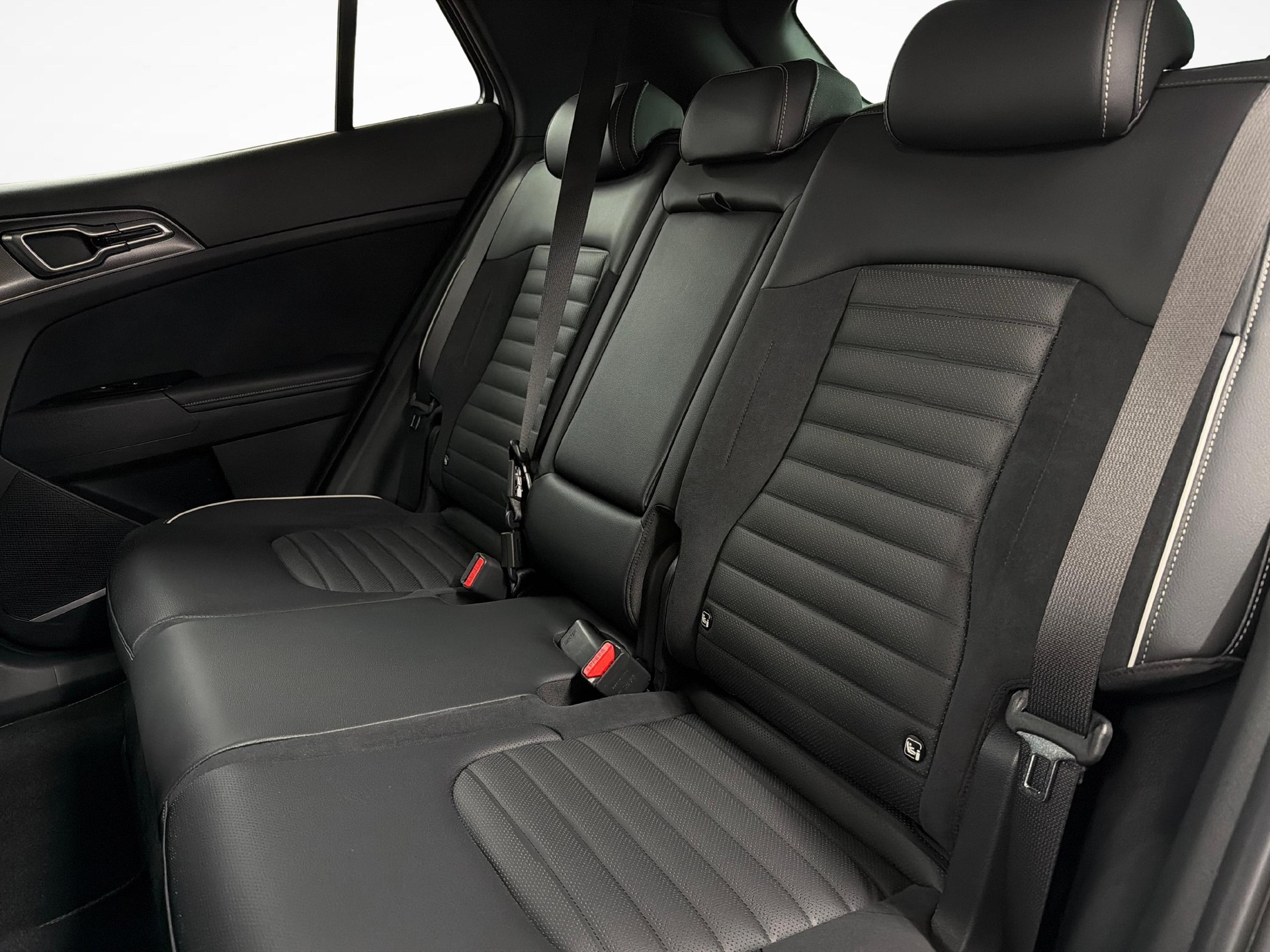KIA Sportage 1.6 T-GDi PHEV GT-Line-image-11
