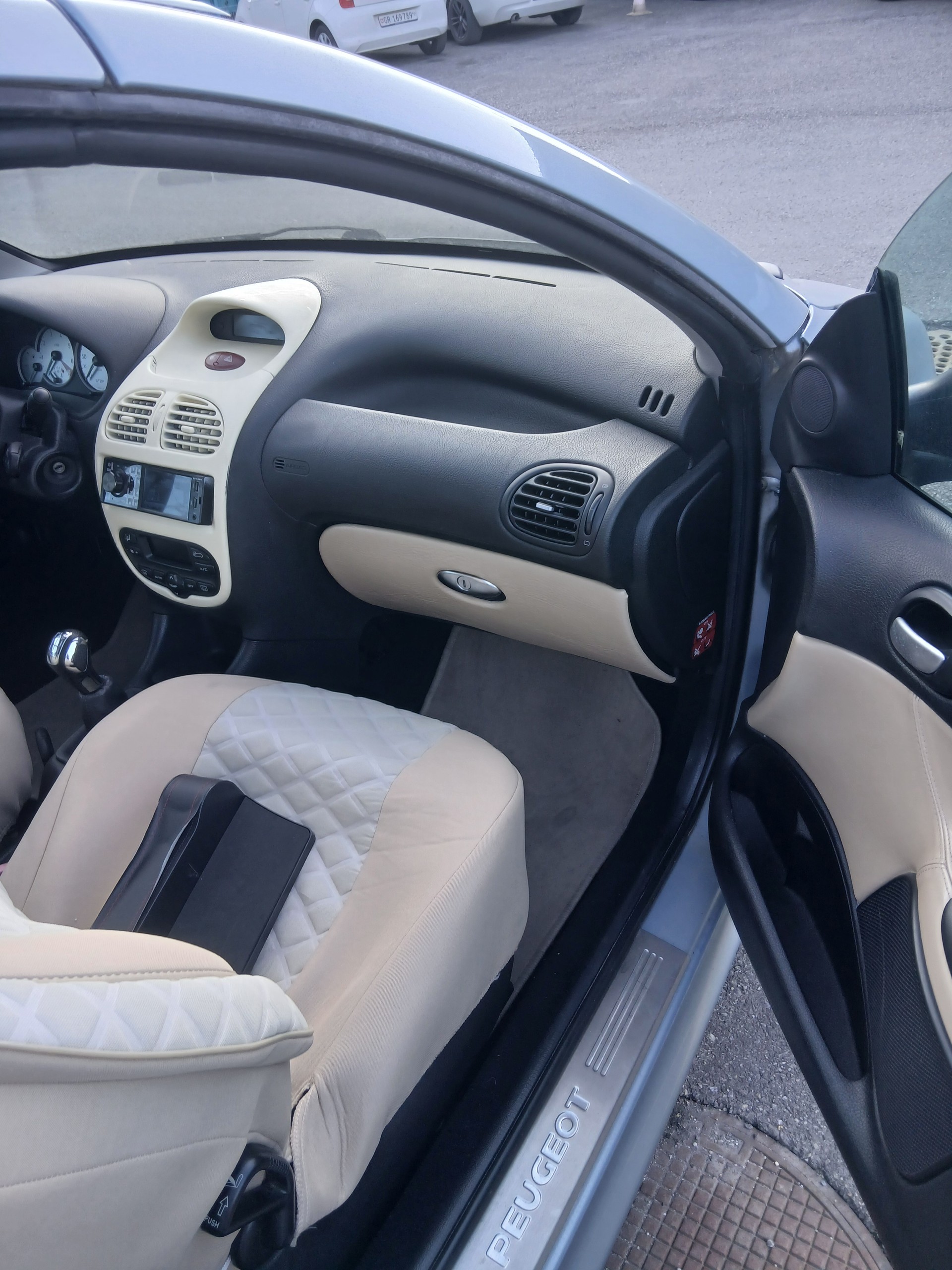 PEUGEOT 1.6-image-5