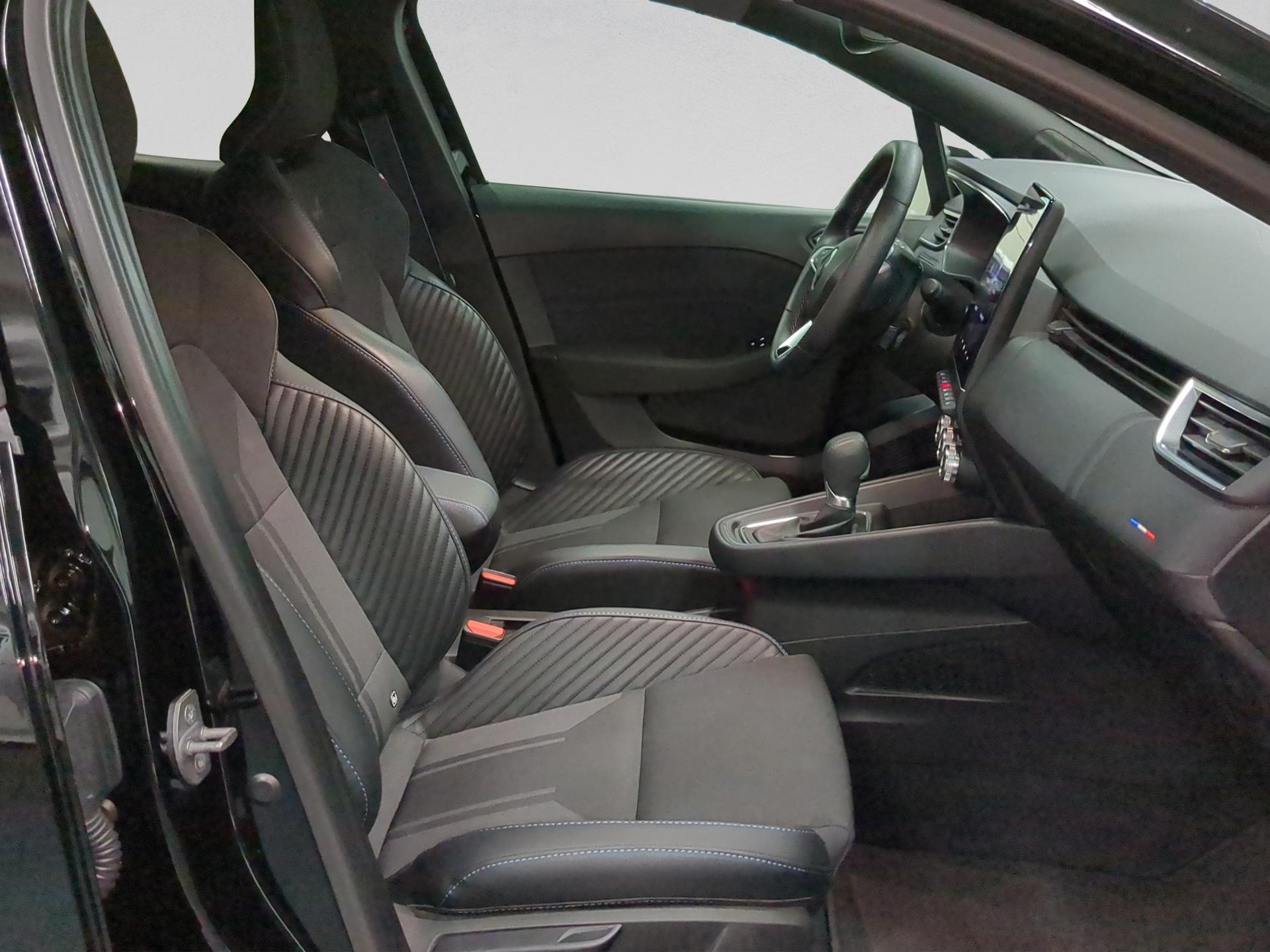 RENAULT Clio 1.6 E-Tech Esprit Alpine-image-15