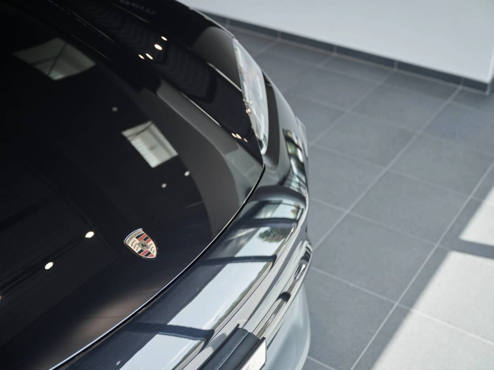 PORSCHE Macan 4-image-25