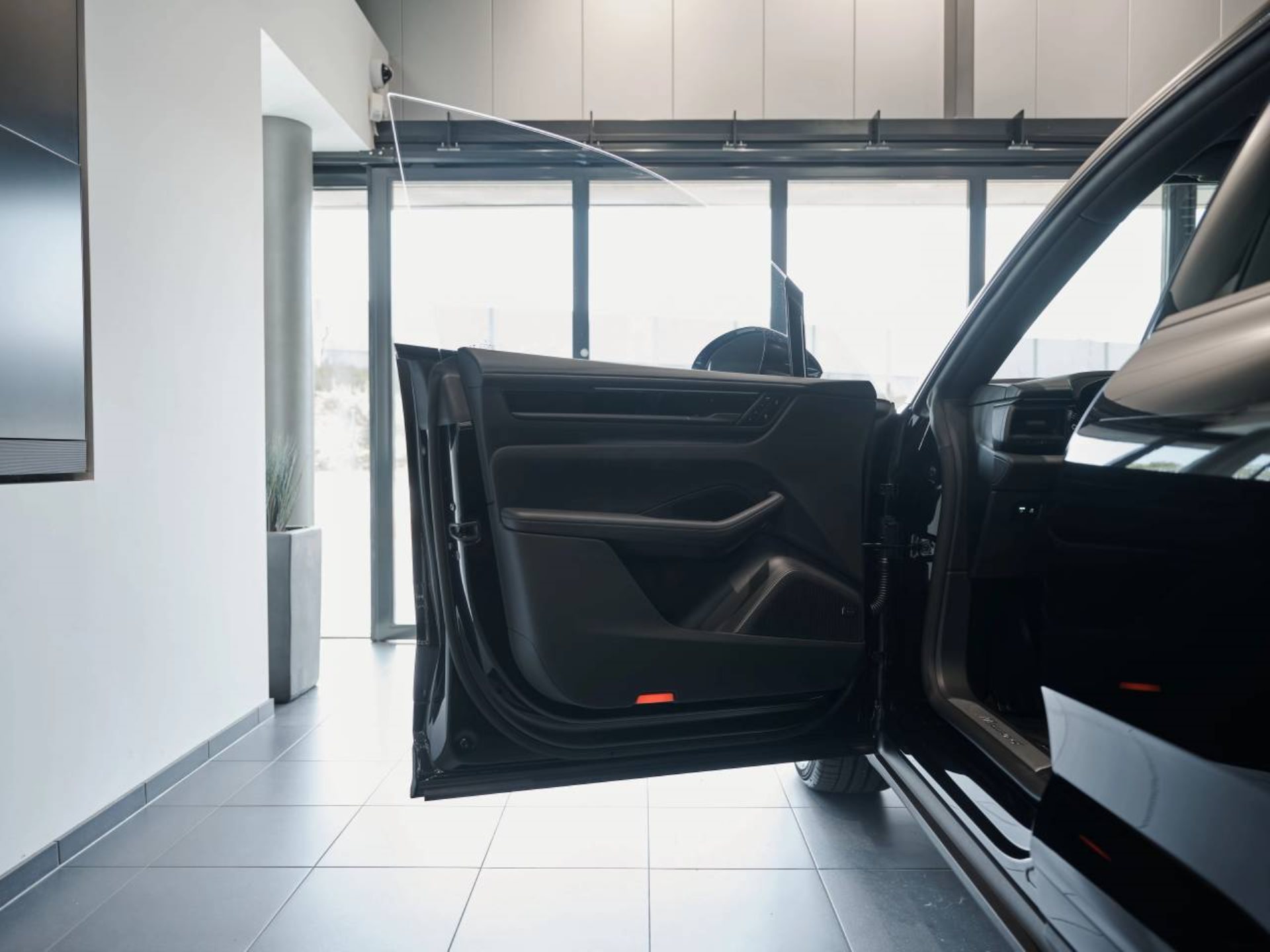 PORSCHE Macan 4-image-20