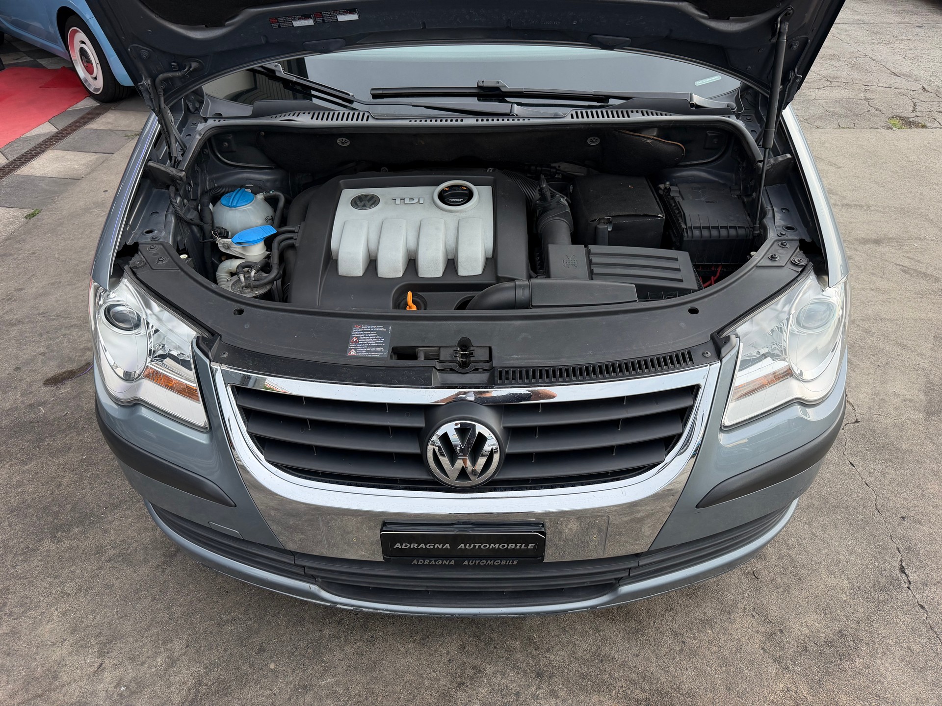 VW Touran 1.9 TDI BlueMotion Highline 7Plätzer-image-28