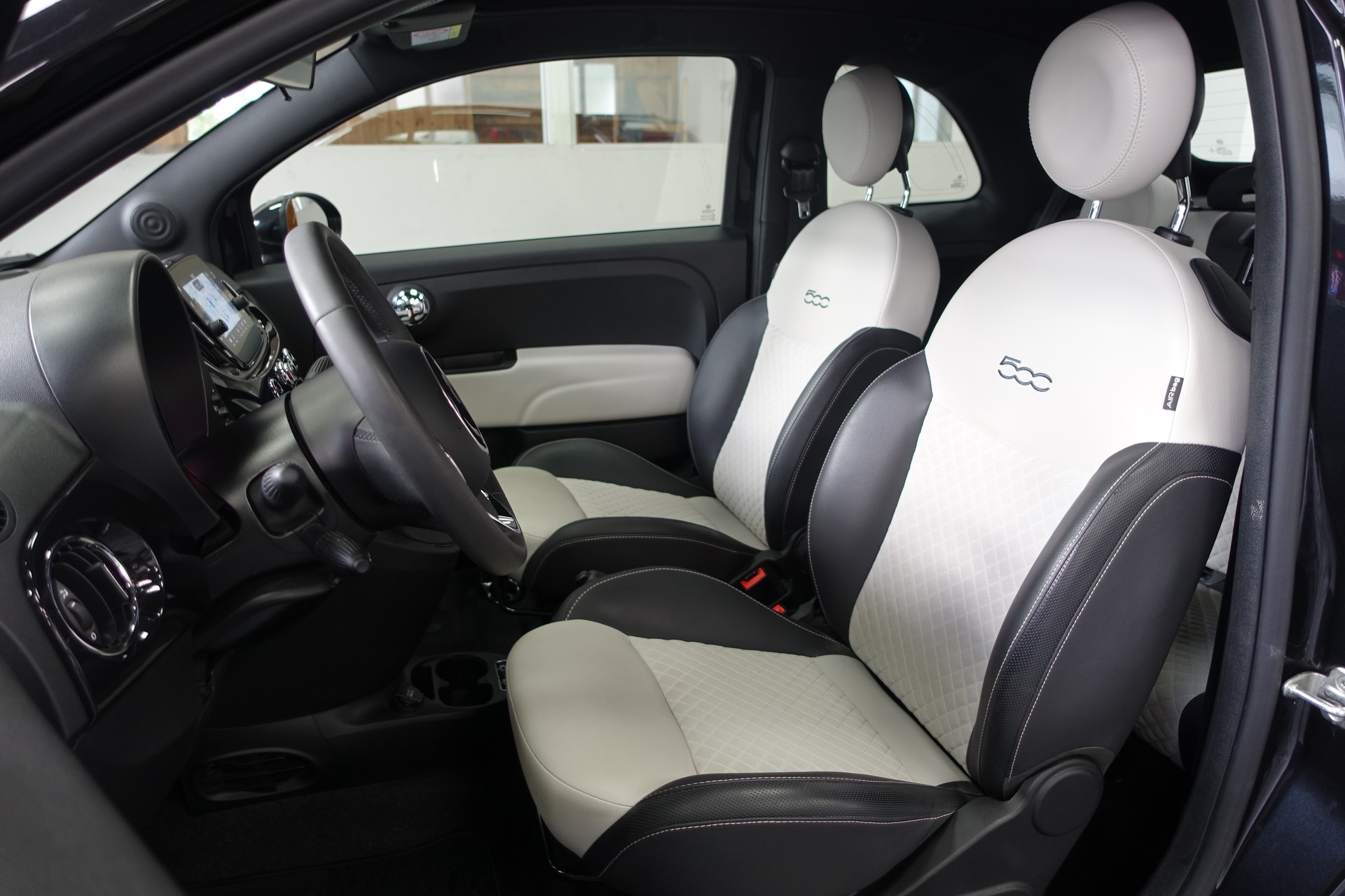 FIAT 500 1.0 Hybrid Dolcevita-image-16