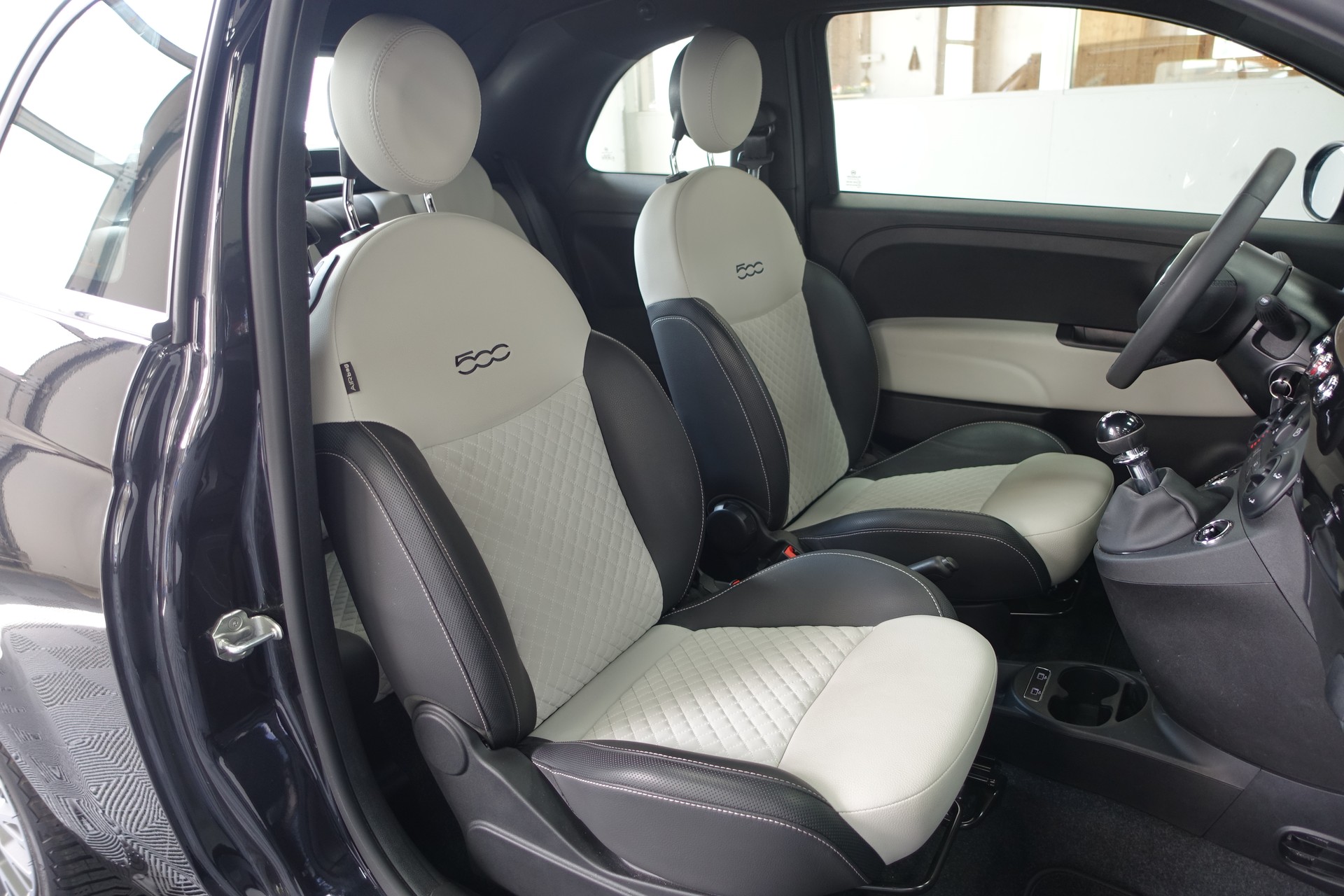 FIAT 500 1.0 Hybrid Dolcevita-image-17