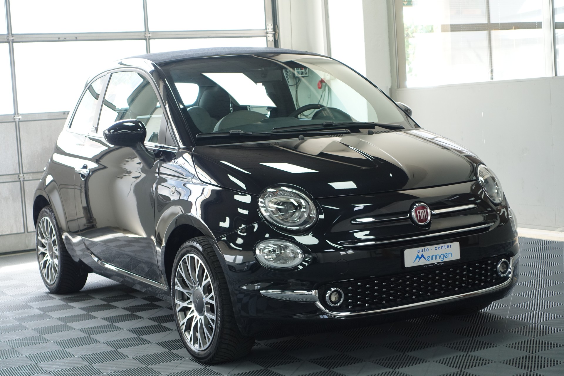 FIAT 500 1.0 Hybrid Dolcevita-image-1