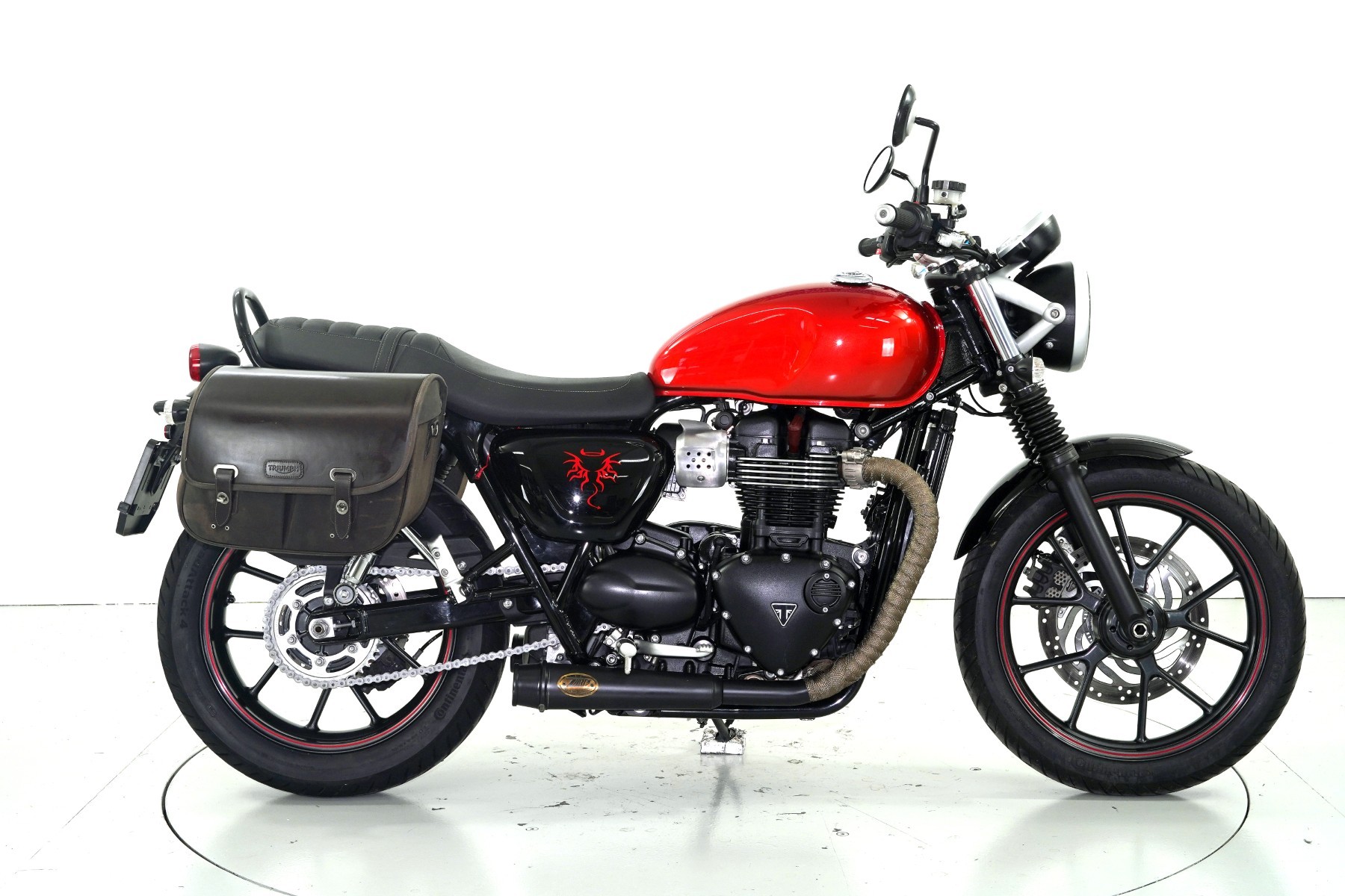 TRIUMPH Street Twin 900i ABS-showroom-element-3