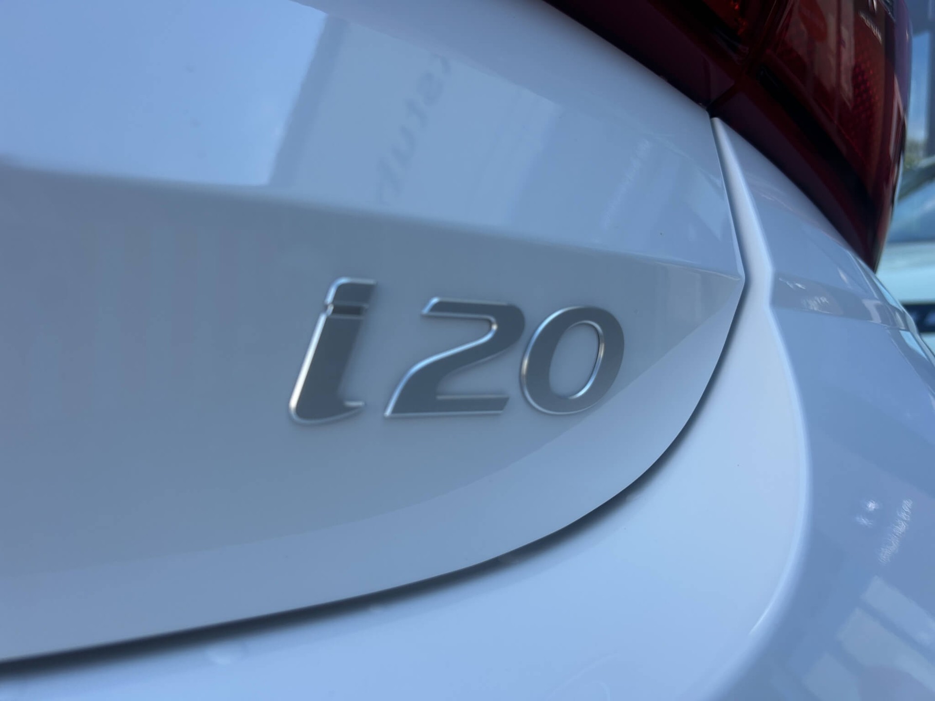 HYUNDAI i20 1.0 T-GDi Origo-image-12