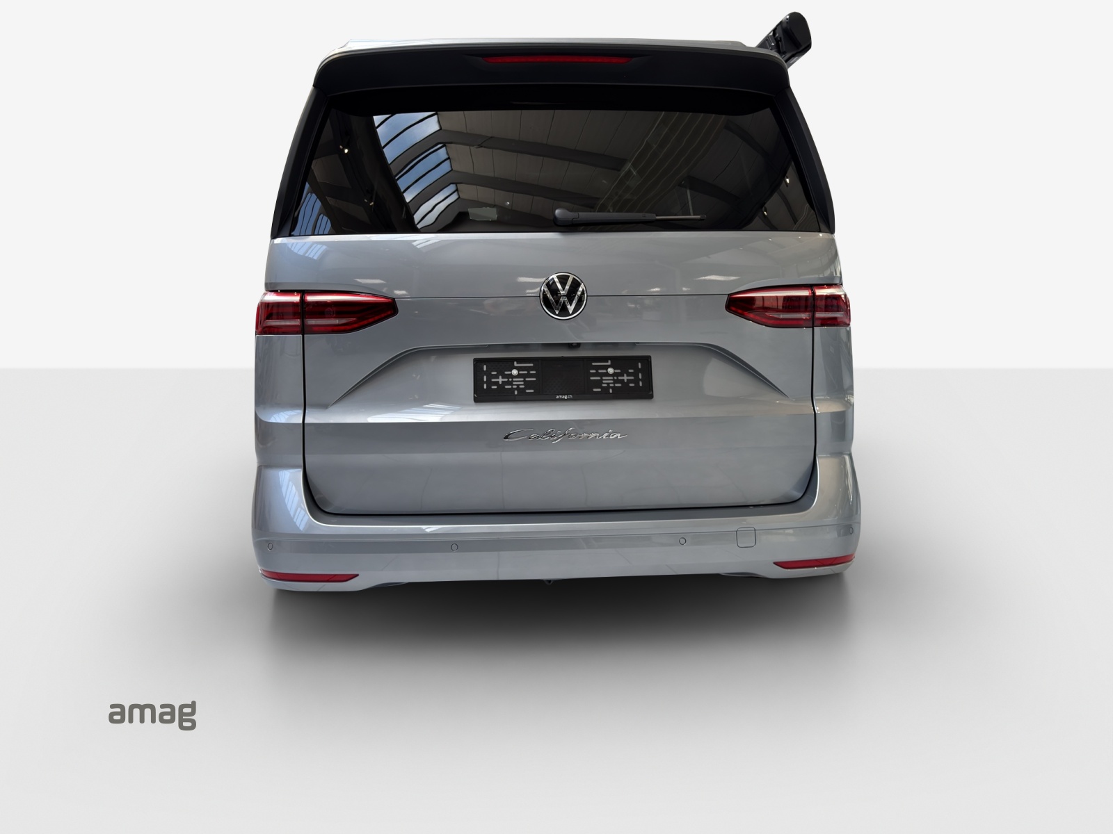 VW California 2.0 TDI Beach Tour-showroom-element-3