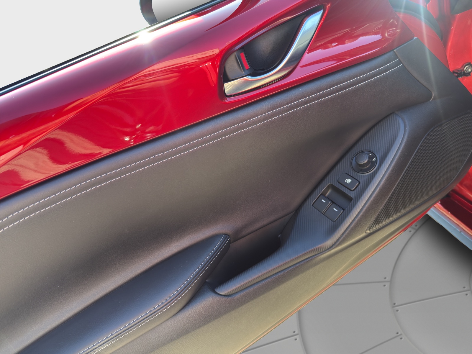 MAZDA MX-5 2.0 Revolution-image-9