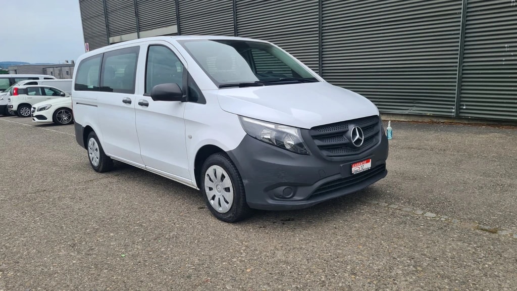 MERCEDES-BENZ Vito 111 BlueTec Tourer Pro EL ** 9-Plätzer ** Voll-Leder ** Klimaanlage ** Frisch Ab MFK & Service **-image-0