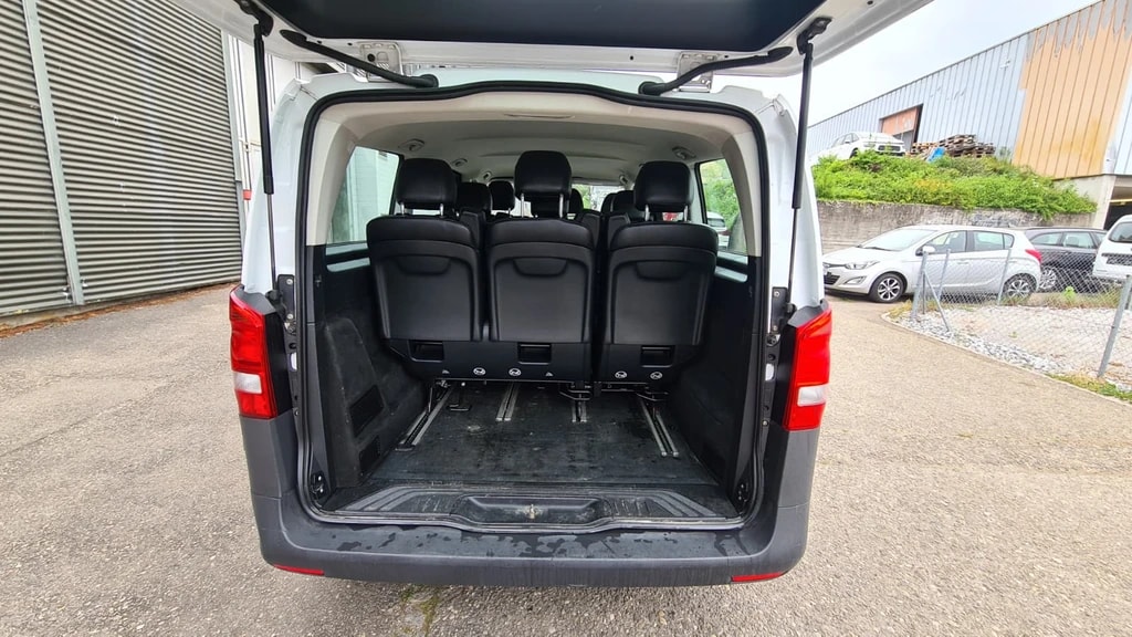 MERCEDES-BENZ Vito 111 BlueTec Tourer Pro EL ** 9-Plätzer ** Voll-Leder ** Klimaanlage ** Frisch Ab MFK & Service **-image-9