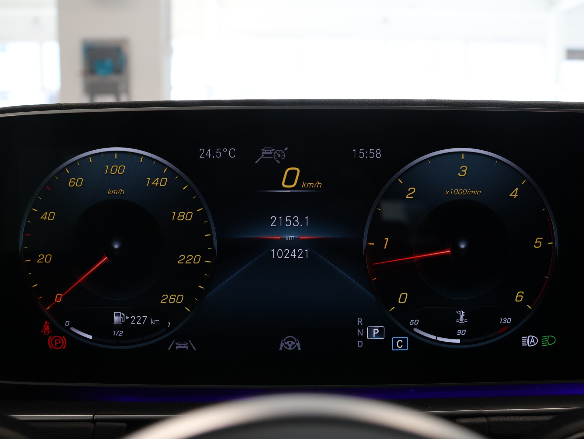 MERCEDES-BENZ GLE Coupé 400 d 4Matic 9G-Tronic *Burmester* *Panoramadach* *360 Kamera*-image-18