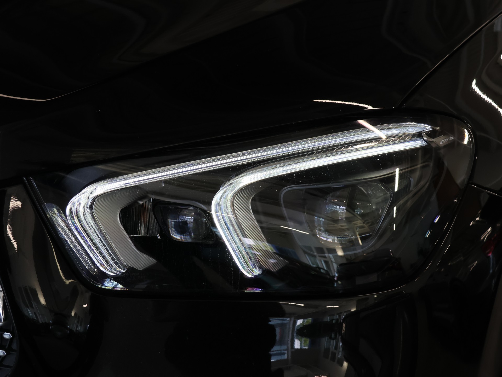 MERCEDES-BENZ GLE Coupé 400 d 4Matic 9G-Tronic *Burmester* *Panoramadach* *360 Kamera*-image-9