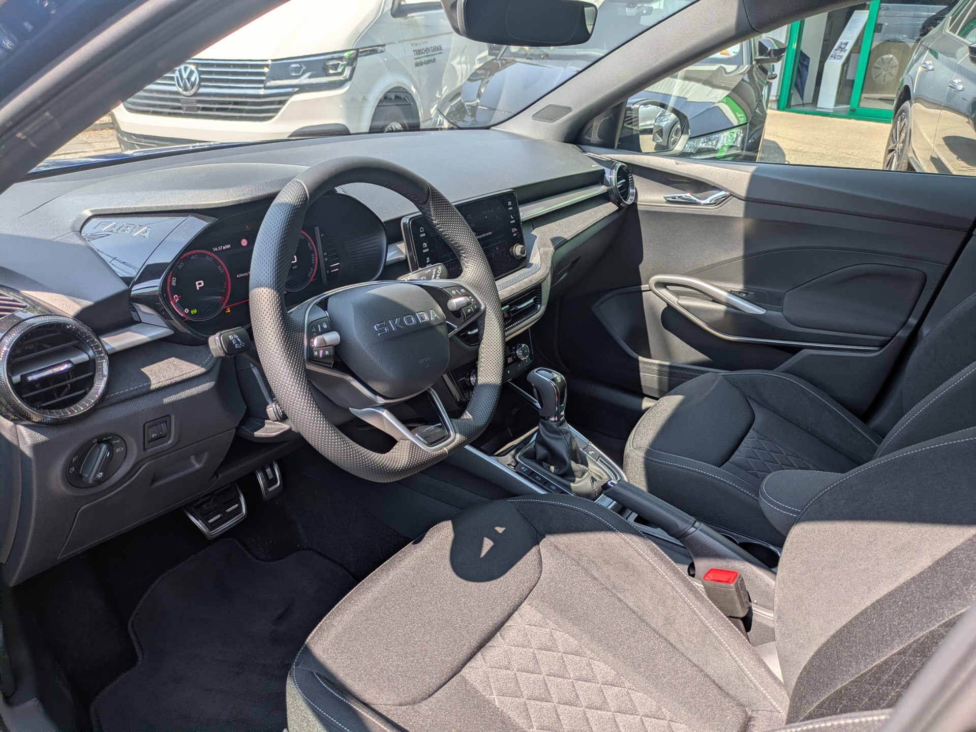SKODA Fabia 1.0 TSI Monte Carlo DSG-image-14