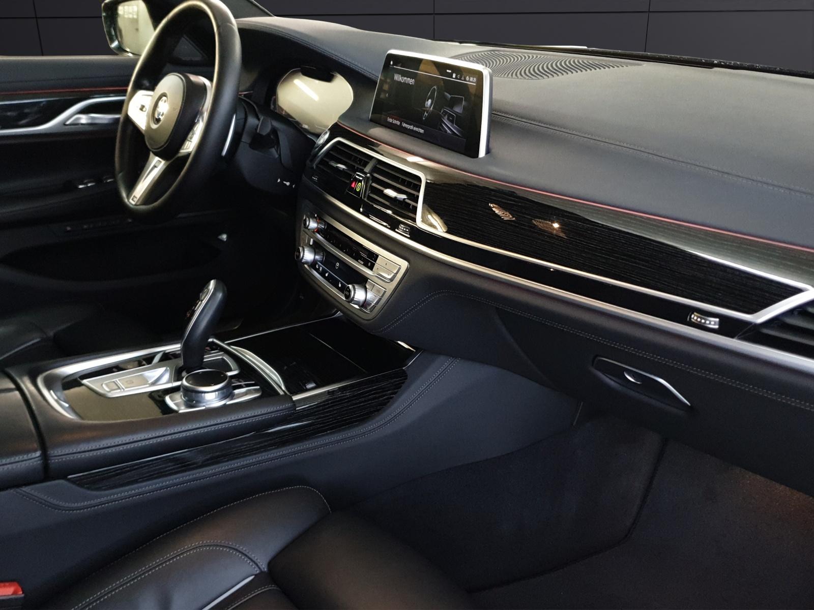 BMW 730d M SPORTPAKET-image-14